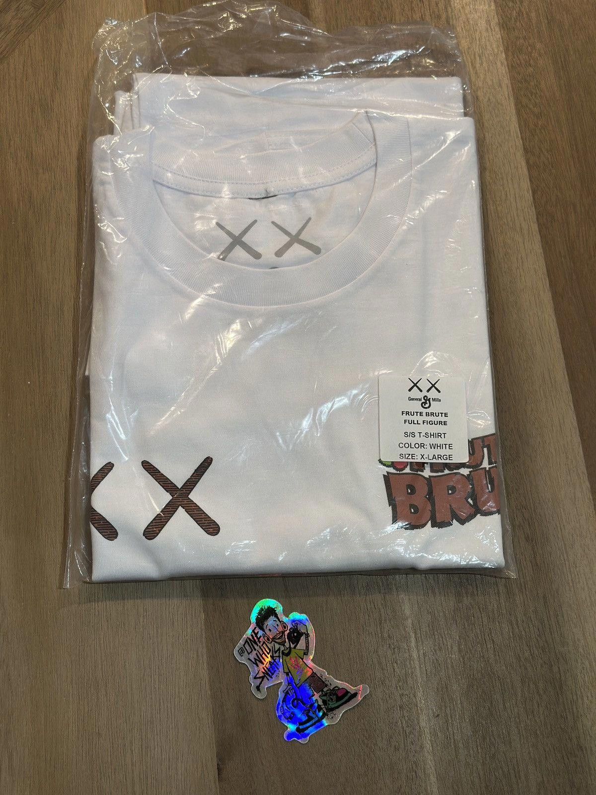 Kaws Kaws Frute Brute Cereal Tee Size XL Size US XL / EU 56 / 4 - 4 Thumbnail