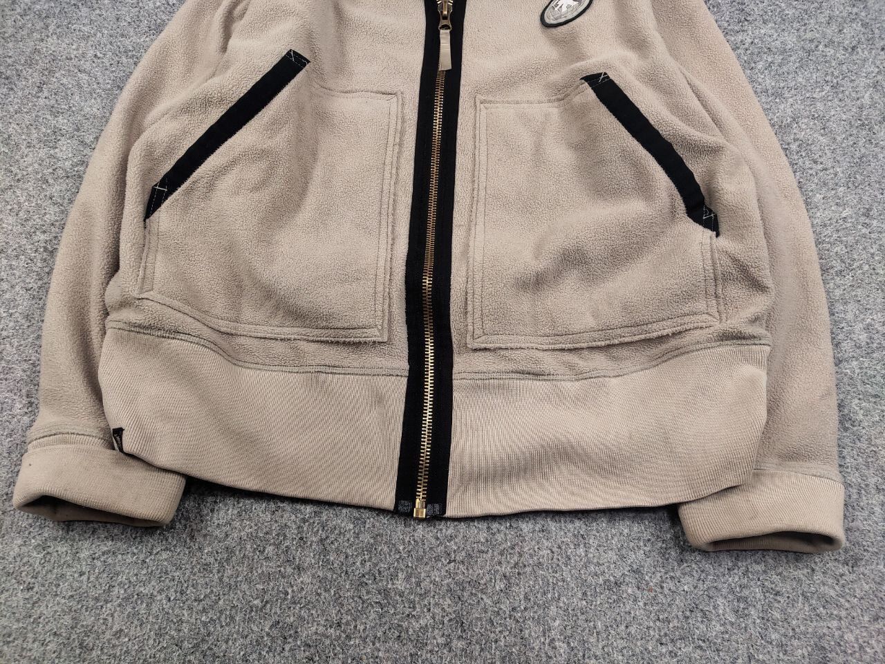 Gotcha Vintage 90's Gotcha Beige Fleece Zip Logo Pocket Hoodie Size US L / EU 52-54 / 3 - 9 Thumbnail