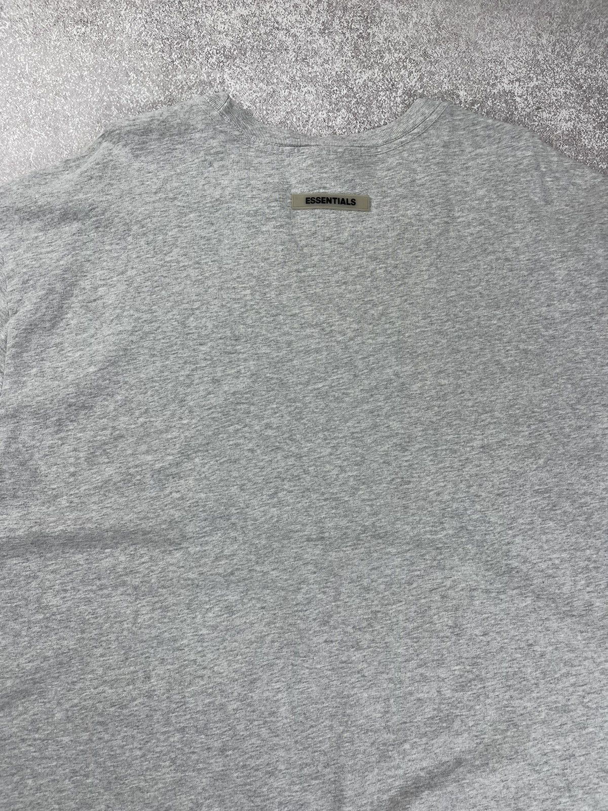 Fear of God Fear of God Essentials Logo Reflective T-Shirt Size US M / EU 48-50 / 2 - 9 Thumbnail