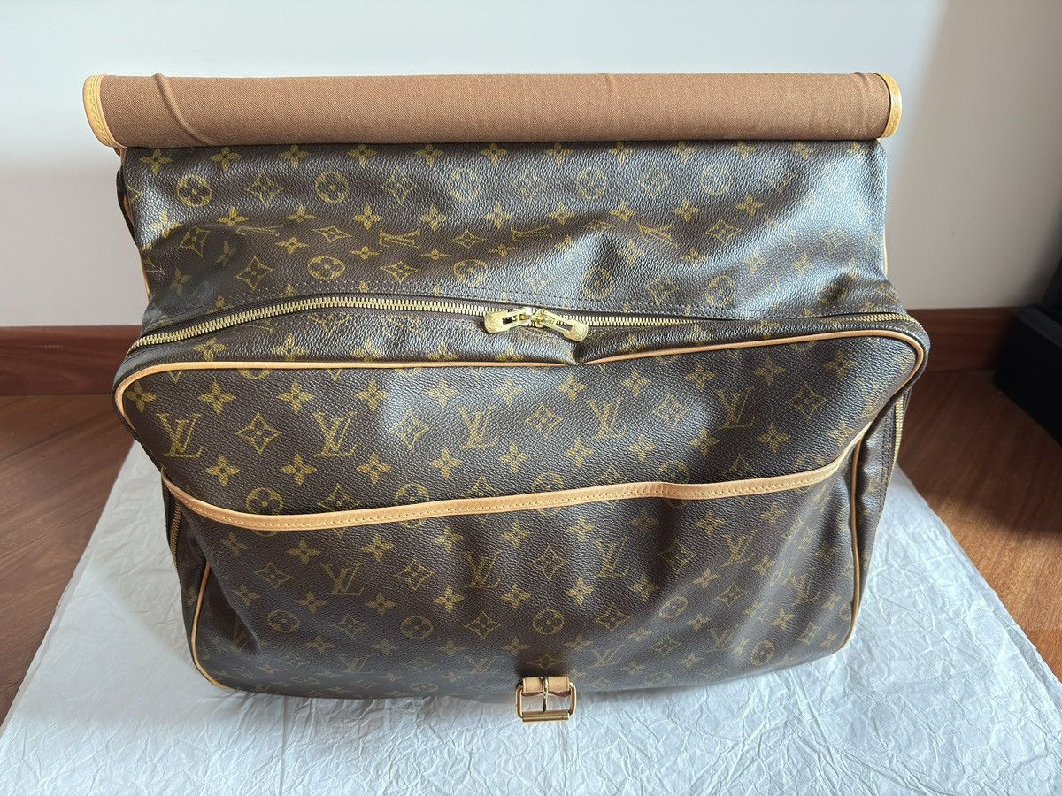 Louis Vuitton Louis Vuitton rare Sac Chasse Size ONE SIZE - 9 Thumbnail