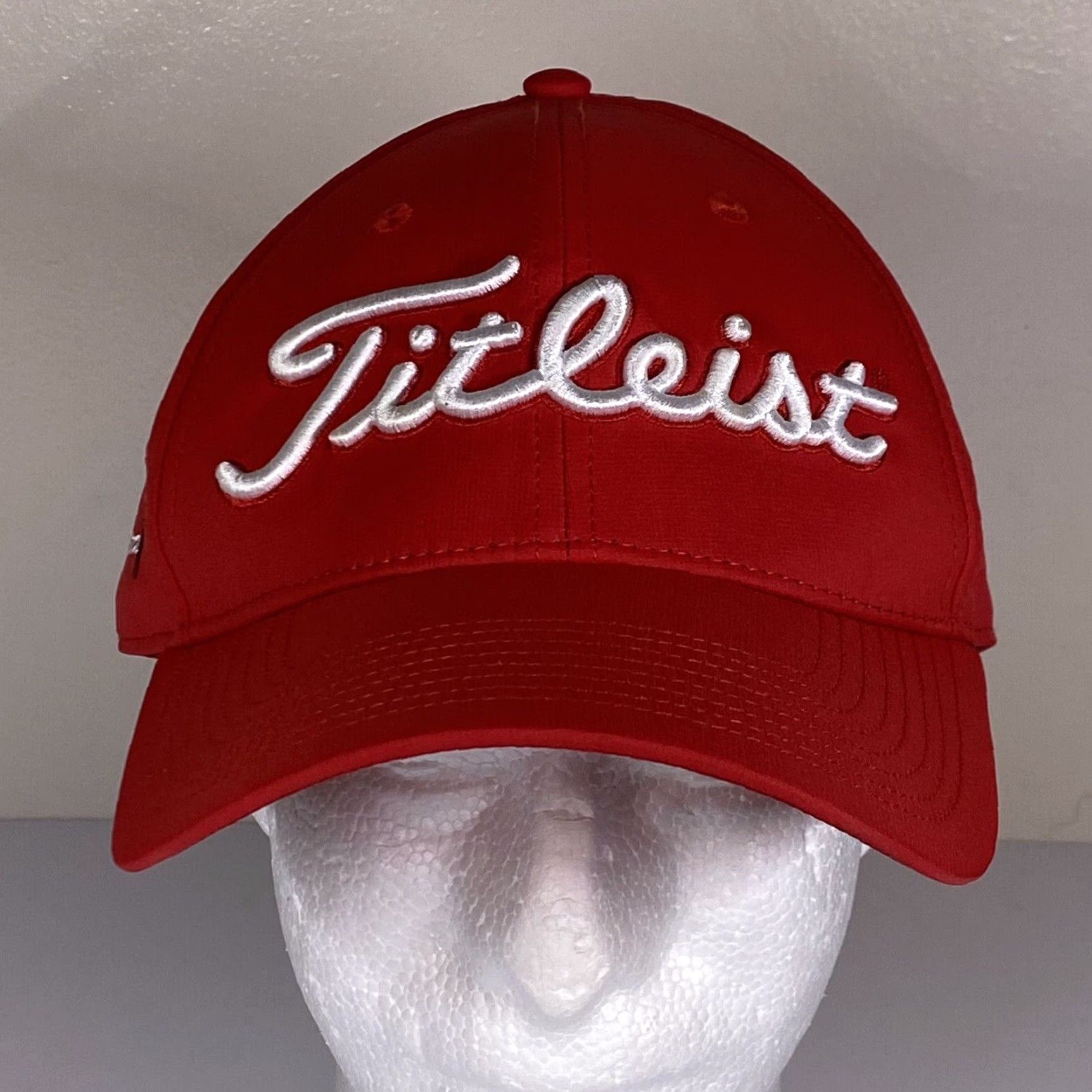 Titleist VINTAGE Titleist Red The Legend Golf Adjustable Strap Baseball Cap Hat Size ONE SIZE - 2 Thumbnail