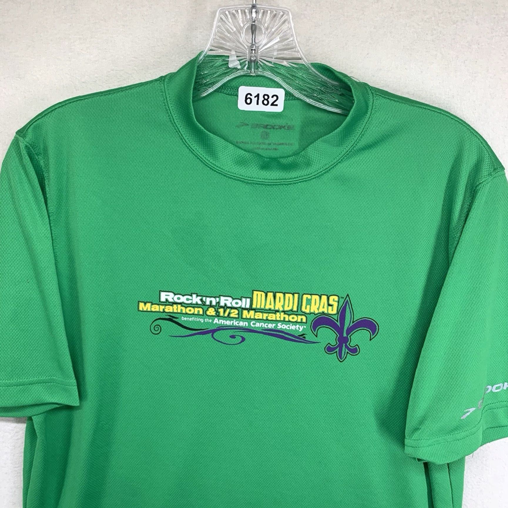 Brooks Brooks Running Shirt Rock & Roll Mardi Gras Marathon 2011 Medium Shirt Unisex Adults Green Graphic Print 100% Polyester T-Shirt Size US M / EU 48-50 / 2 - 3 Thumbnail