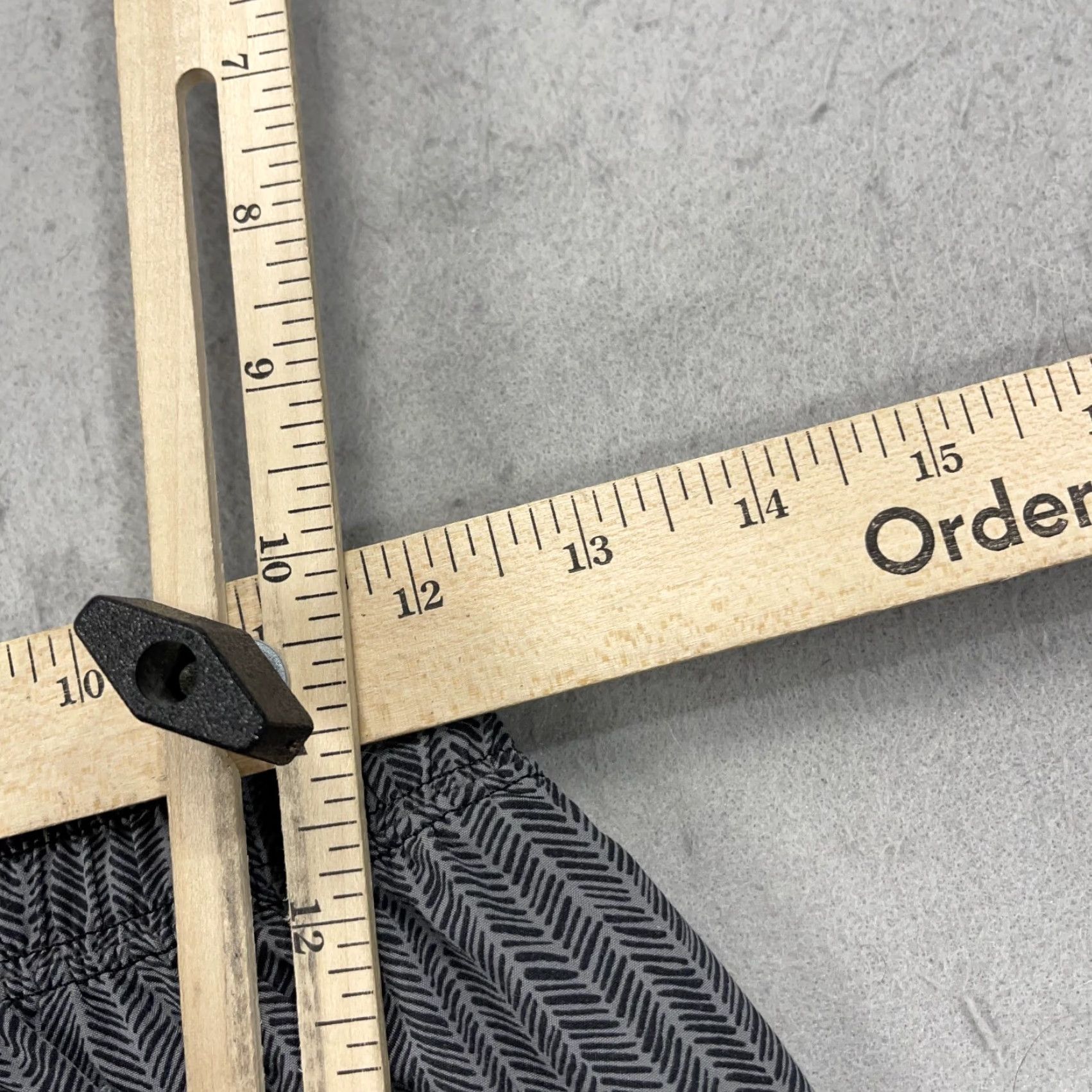 Lululemon Lululemon Shorts Mens S Gray Herringbone Pace Breaker Lined 9 Inch Gym Size US 29 - 7 Thumbnail