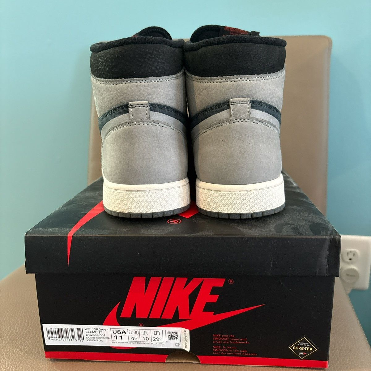 Nike Jordan 1 goretex Size US 11 / EU 44 - 7 Thumbnail