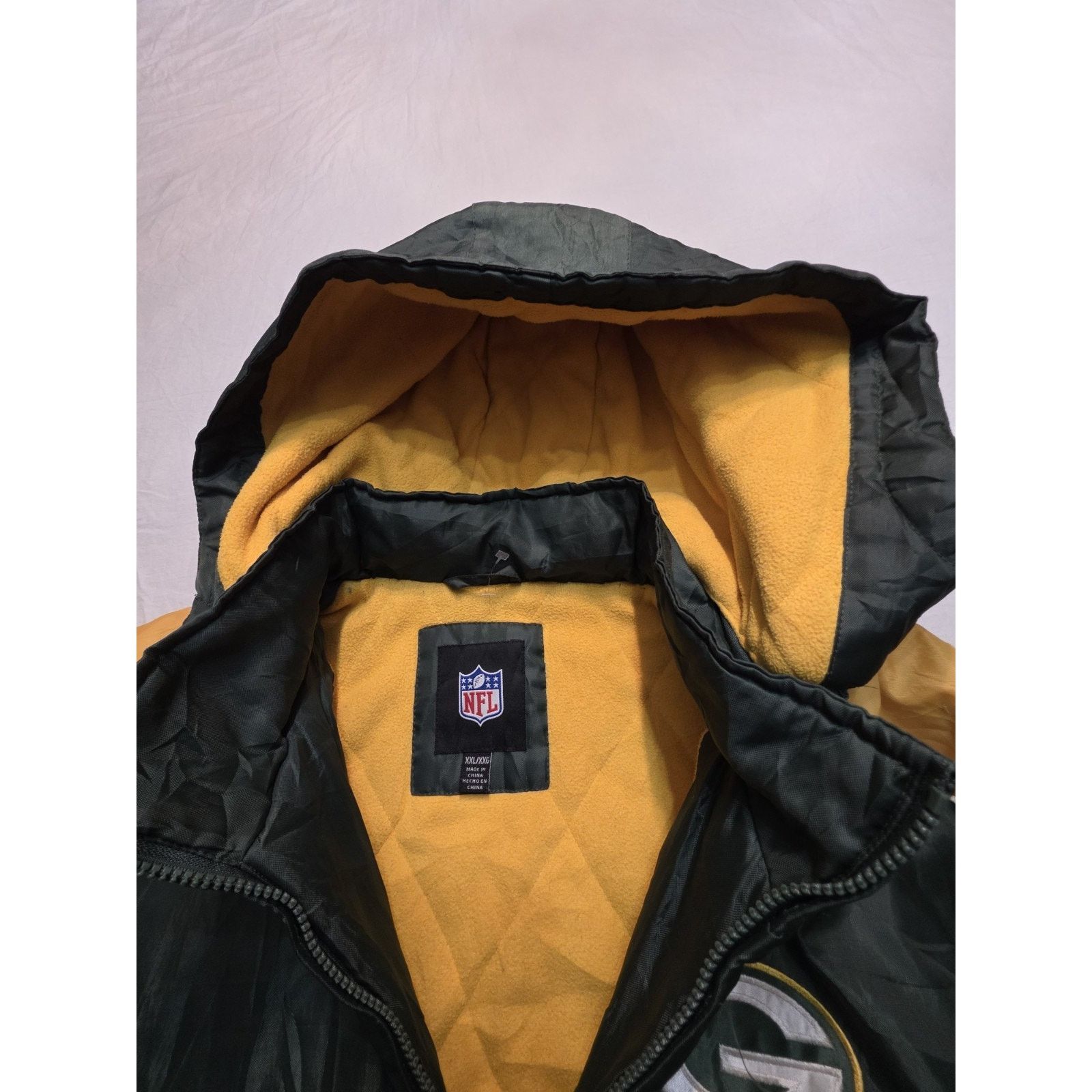 NFL Green Bay Packers Men's Heavyweight NFL Size 2XL Puffer Size US XXL / EU 58 / 5 - 7 Thumbnail