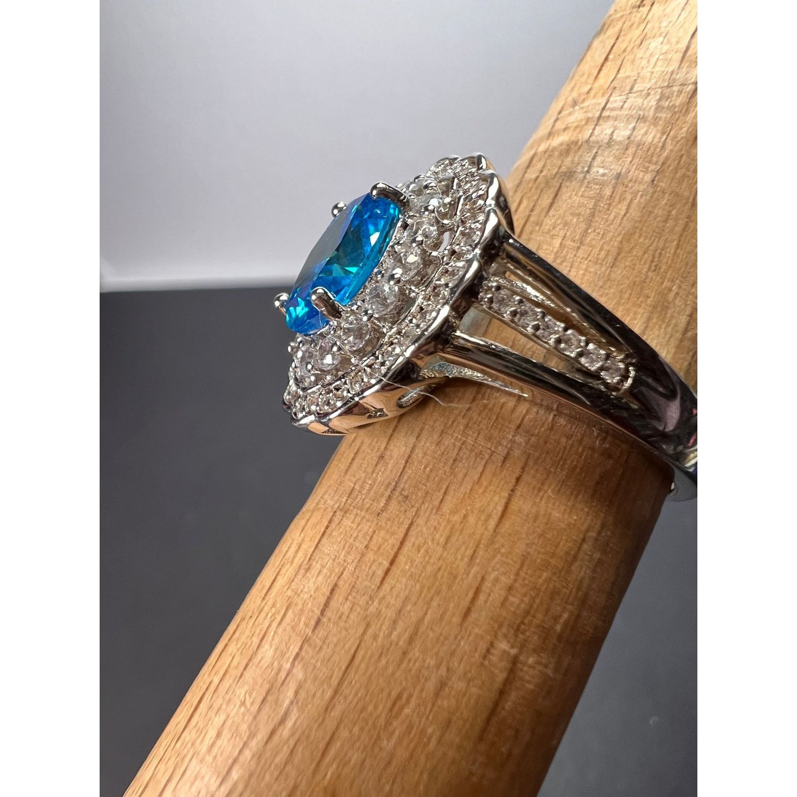 Other Blue and white CZ halo sterling silver ring size 8 Size ONE SIZE - 6 Thumbnail