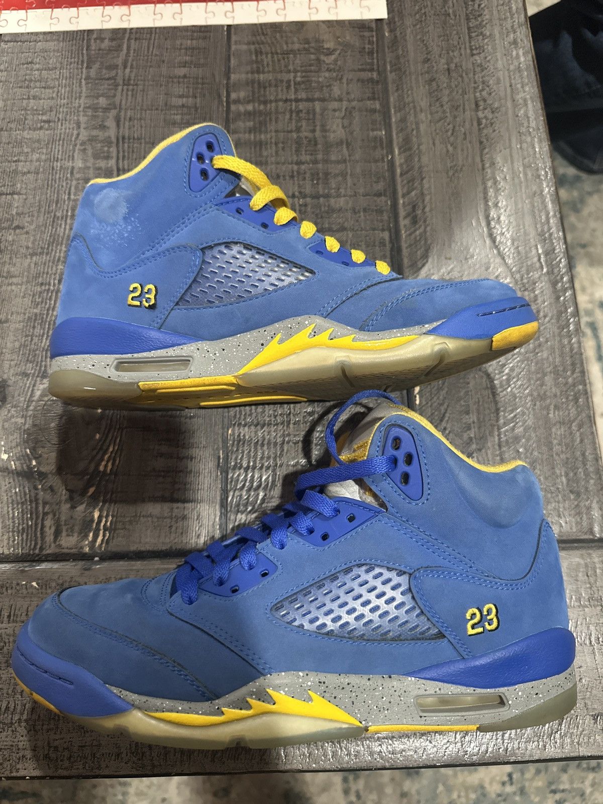 Jordan Brand Jordan Retro 5 Laney Size US 7 / EU 40 - 2 Thumbnail