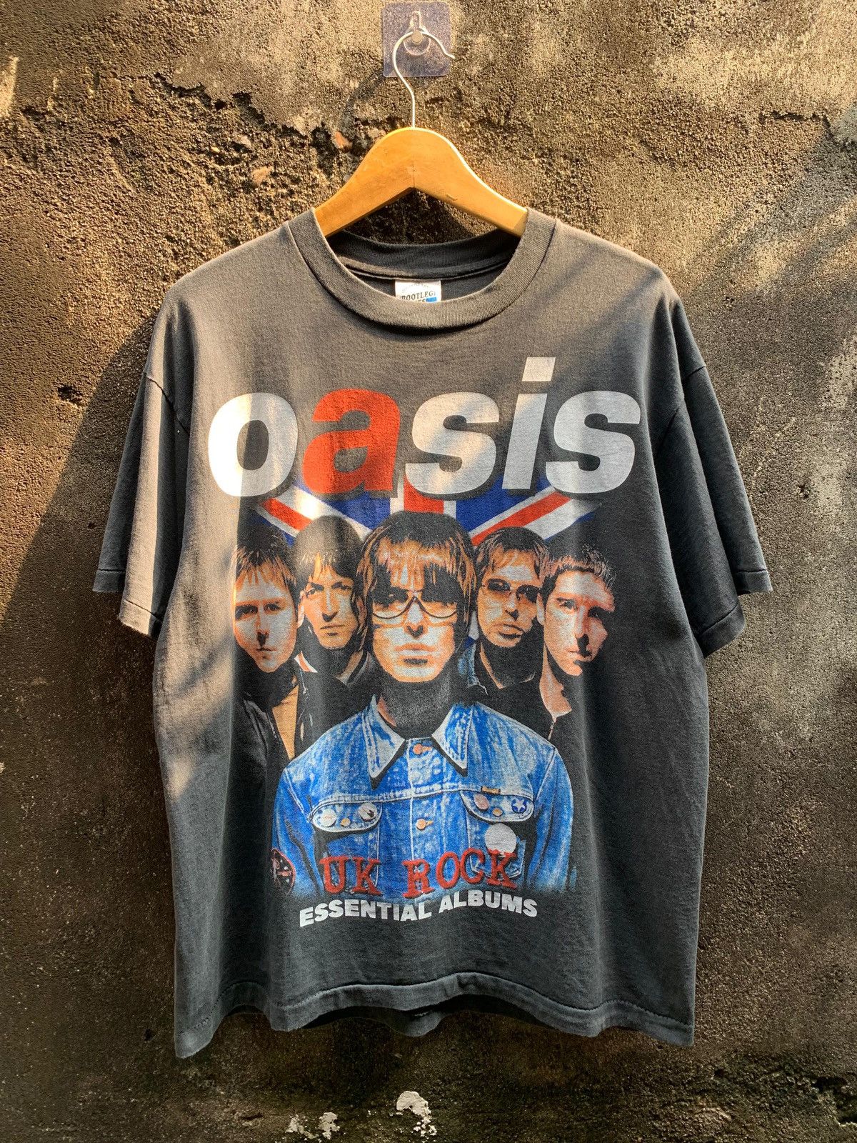Band Tees Rare Oasis Uk Rock boot not vintage Size US XL / EU 56 / 4 - 1 Thumbnail