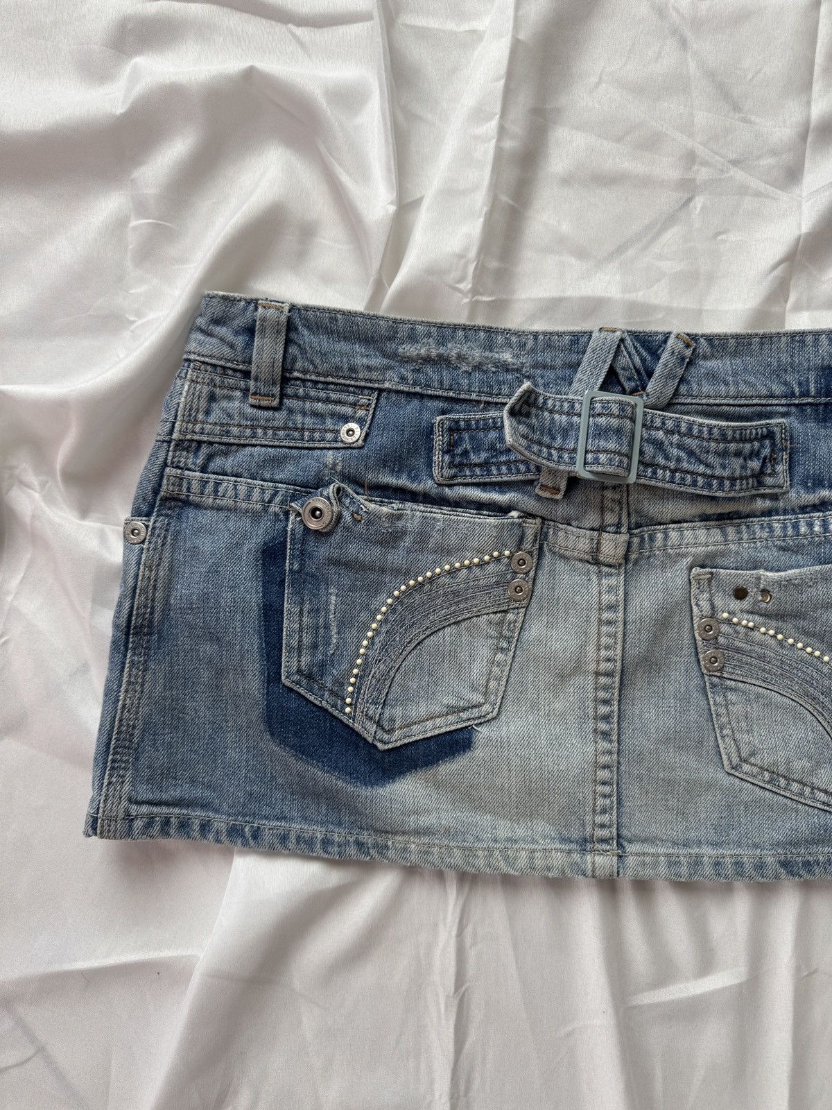 Hysteric Glamour Y2K Super Sexy Vintage Distressed Denim Mini Skirt Size 32" / US 10 / IT 46 - 2 Thumbnail