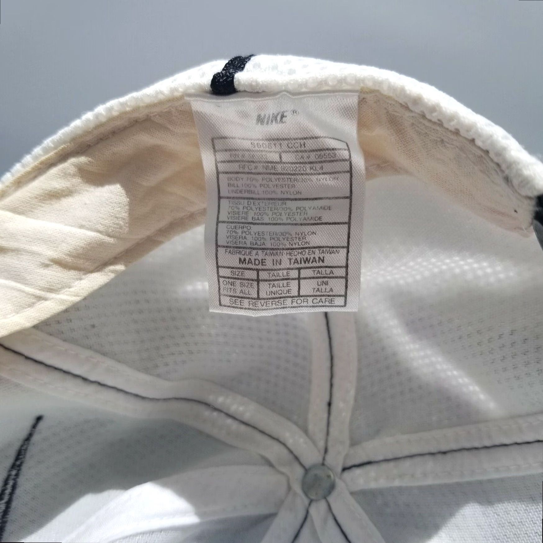 Nike VINTAGE Nike 90s White Black Logo Snapback Hat Cap Adult One Size Size ONE SIZE - 6 Thumbnail