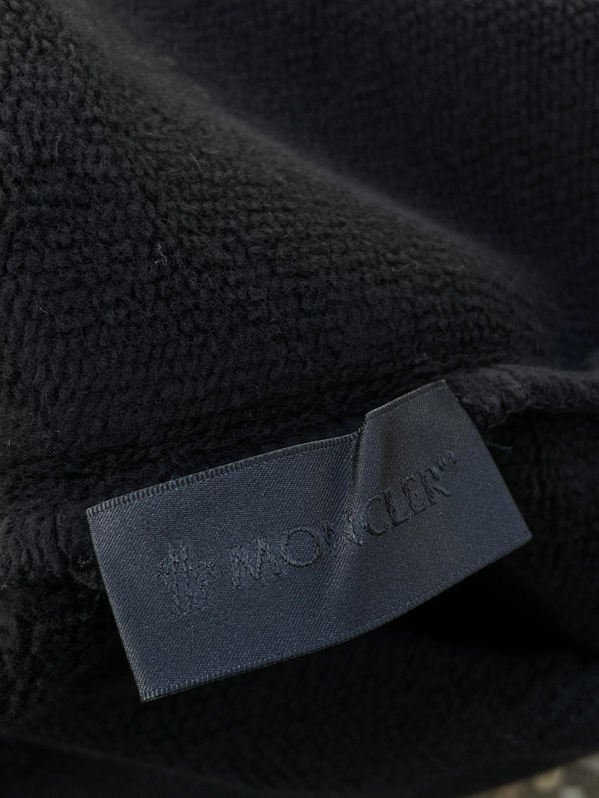 Moncler Moncler Genius Bear Patch Crewneck - Vintage Wash Black Size US M / EU 48-50 / 2 - 6 Thumbnail