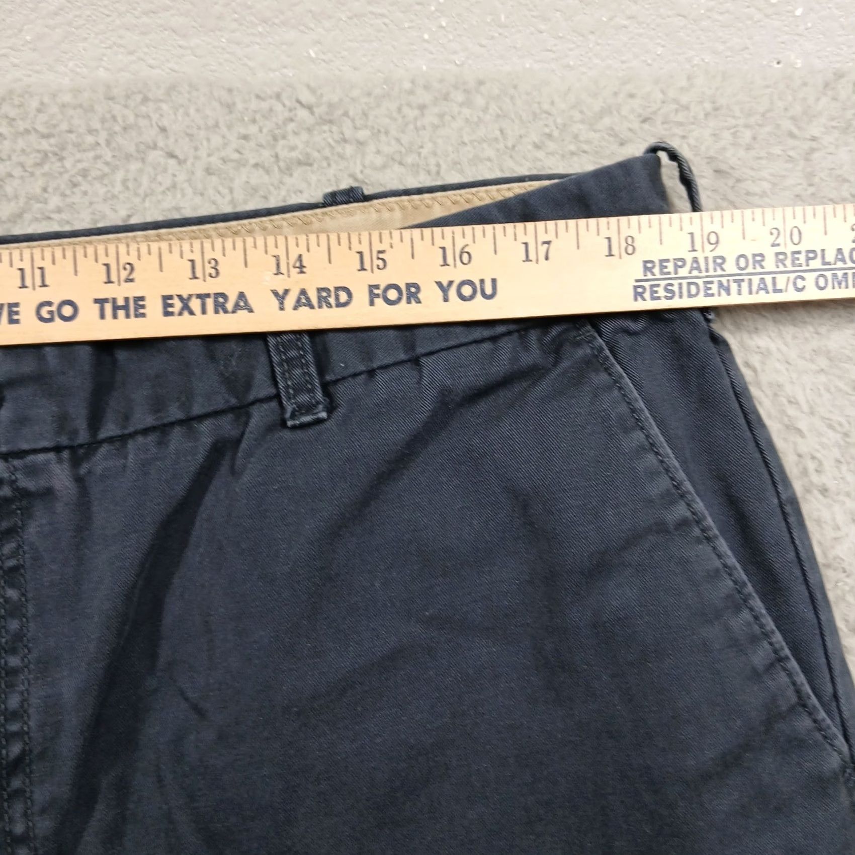 Izod IZOD Saltwater Straight Fit Blue Chino Pants Men's 38x30 100% Cotton EUC Size US 38 / EU 54 - 7 Thumbnail