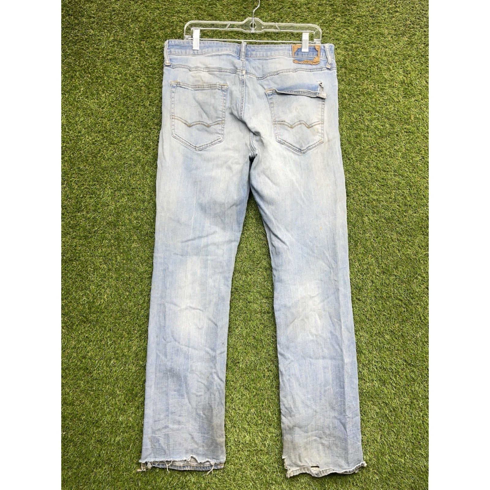 American Eagle Outfitters American Eagle Jeans Mens 34x34 Original Boot Cut Light Wash Western Cowboy Size US 34 / EU 50 - 2 Thumbnail