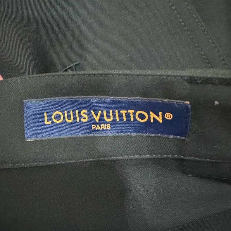 Louis Vuitton Louis Vuitton size US 46 Solid straight-leg slacks pants Size US 30 / EU 46 - 5 Thumbnail