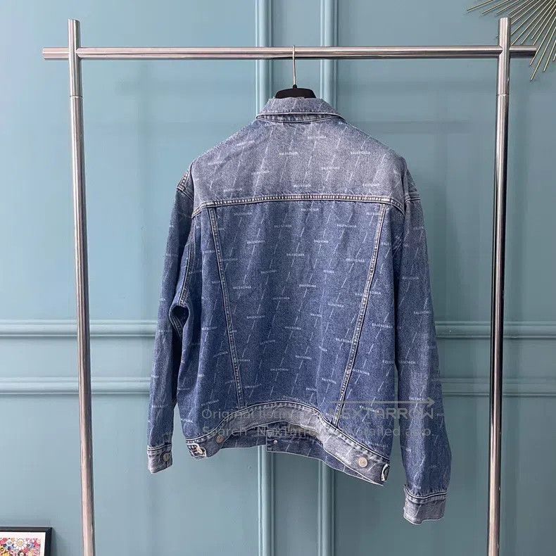 Balenciaga Balenciaga All-over logo blue denim jacket Size XXS / US 00 / IT 34 - 2 Thumbnail