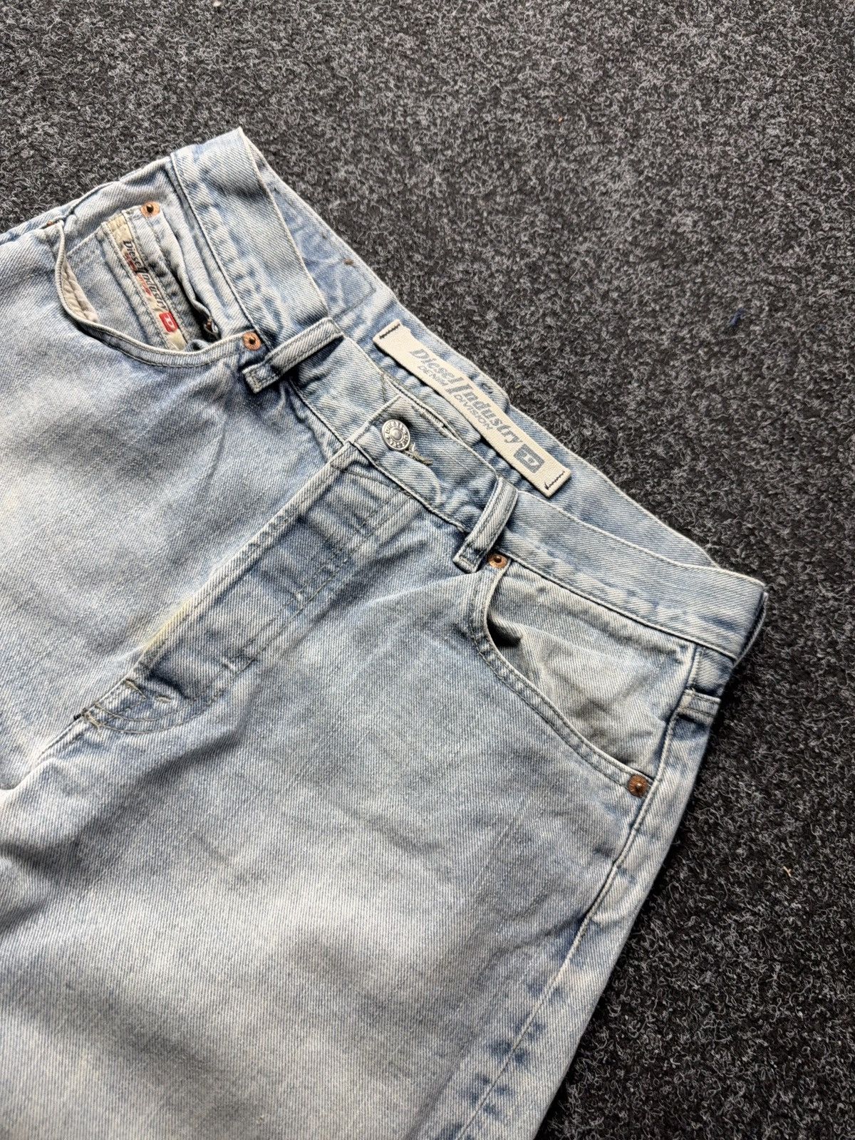 Diesel Vintage Retro Diesel Industry Jeans Made in Italy Light Wash Size US 31 - 9 Thumbnail
