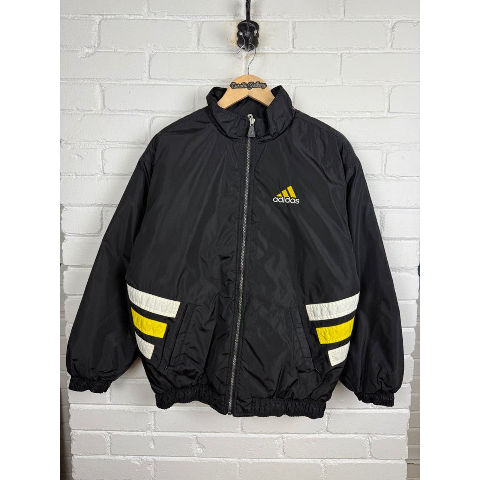 Vintage Vintage 90s Adidas Embroidered Logo Insulated M Size US M / EU 48-50 / 2 - 1 Thumbnail