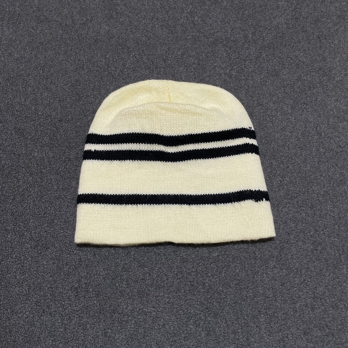 Kangol Vintage Kangol Stripe Beanie Hat Size ONE SIZE - 3 Thumbnail