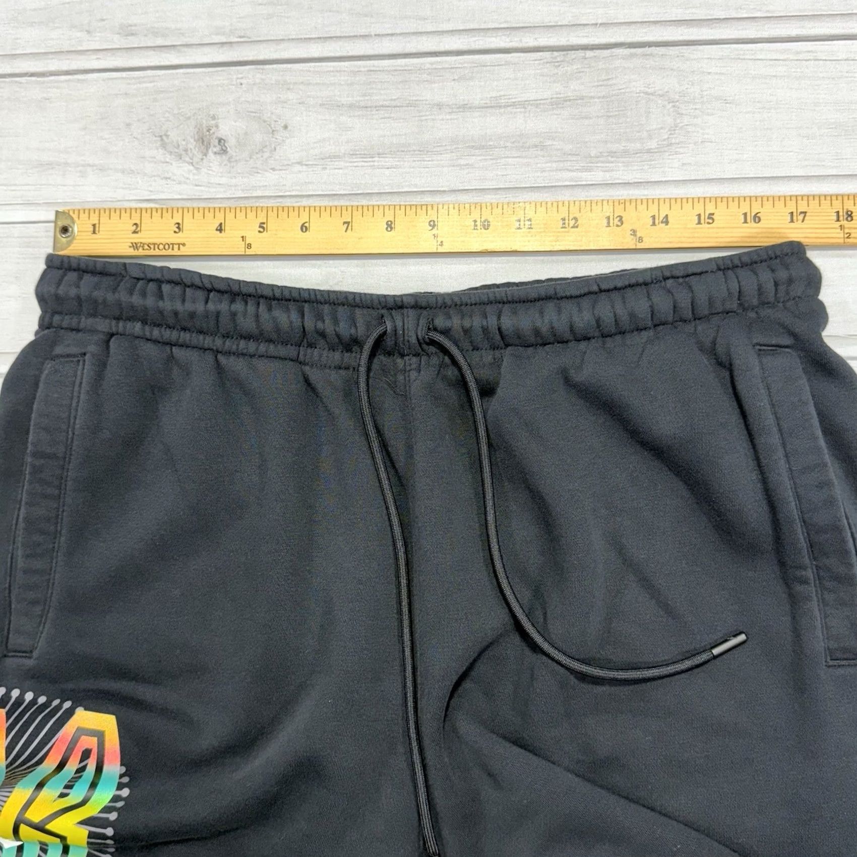 Jordan Brand Air Jordan Shorts Men XL Black Colorful Logo Basketball 6" Inseam Pockets Casual Athletic Size US 36 / EU 52 - 4 Thumbnail