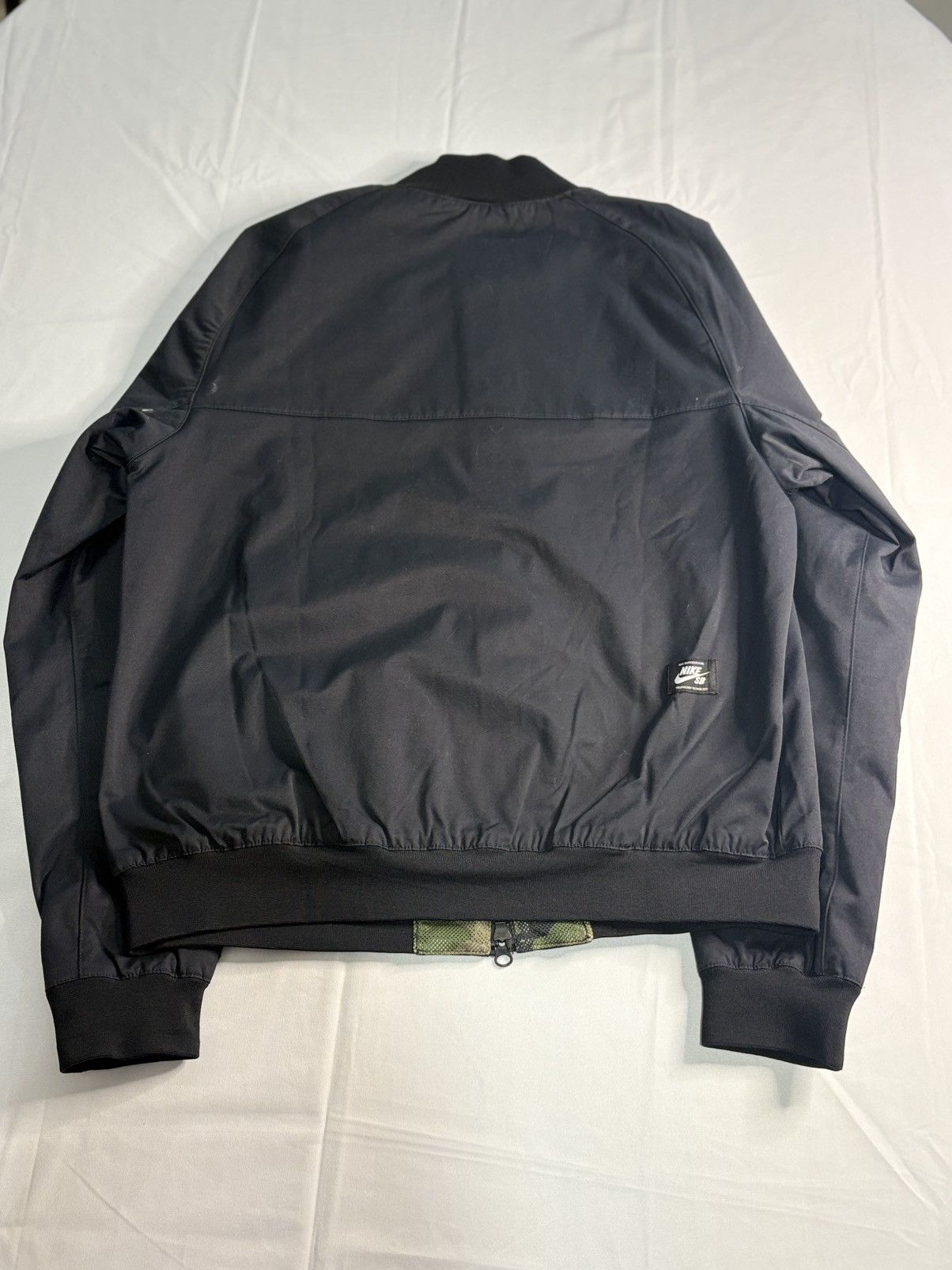 Nike SB Nike SB Black Bomber Jacket | $60 Size S / US 4 / IT 40 - 2 Thumbnail