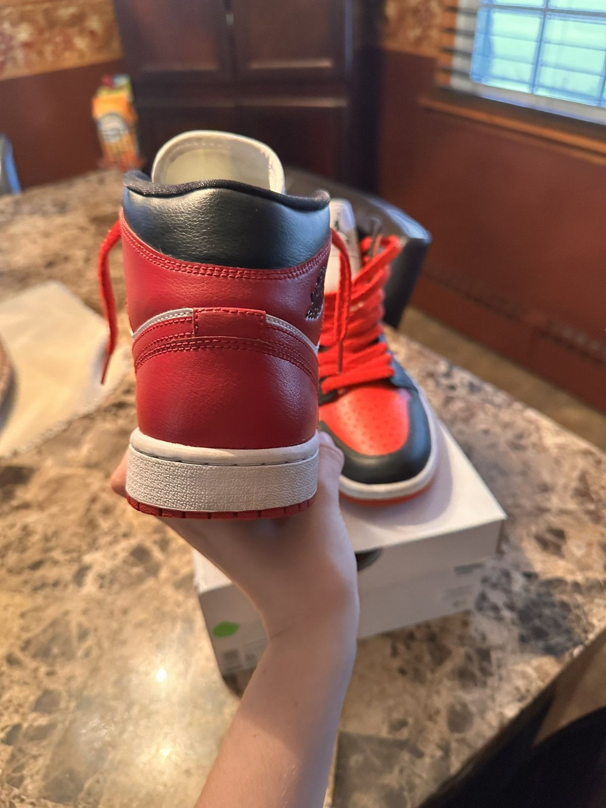 Nike Nike Air Jordan Mid 1 “Alternate Bred Toe” Size US 8 / IT 38 - 4 Thumbnail