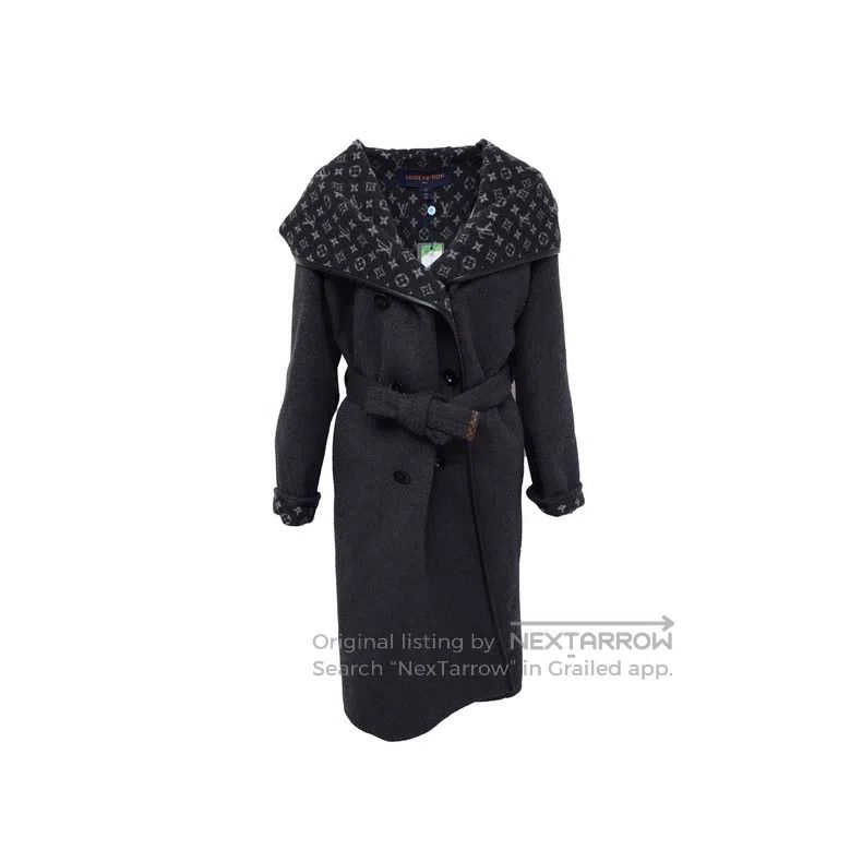 Louis Vuitton Louis Vuitton coat Size 4XL / US 24-26 - 1 Thumbnail