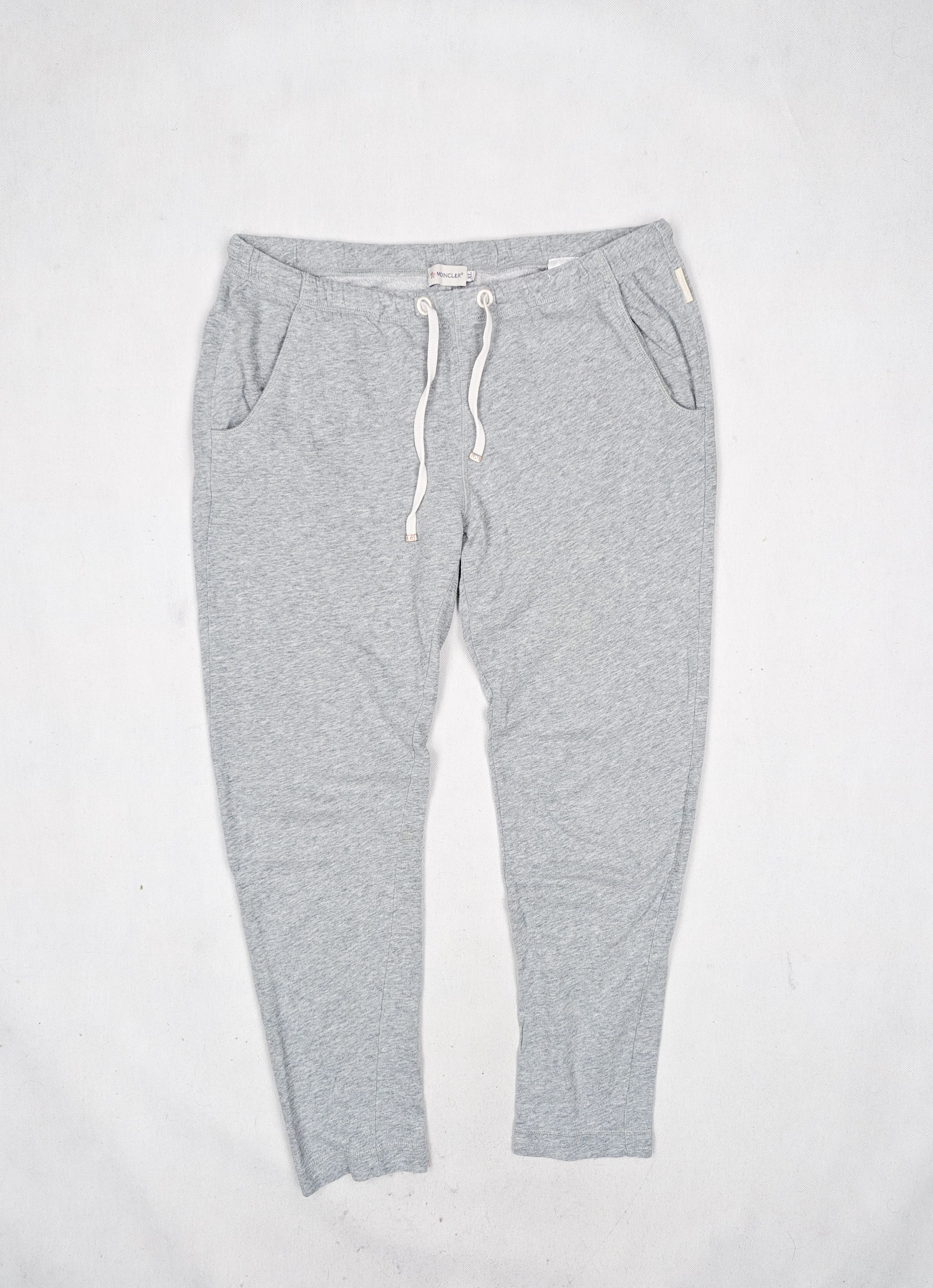 Moncler Moncler grey sweatpants pantalone XL Size US 36 / EU 52 - 1 Thumbnail
