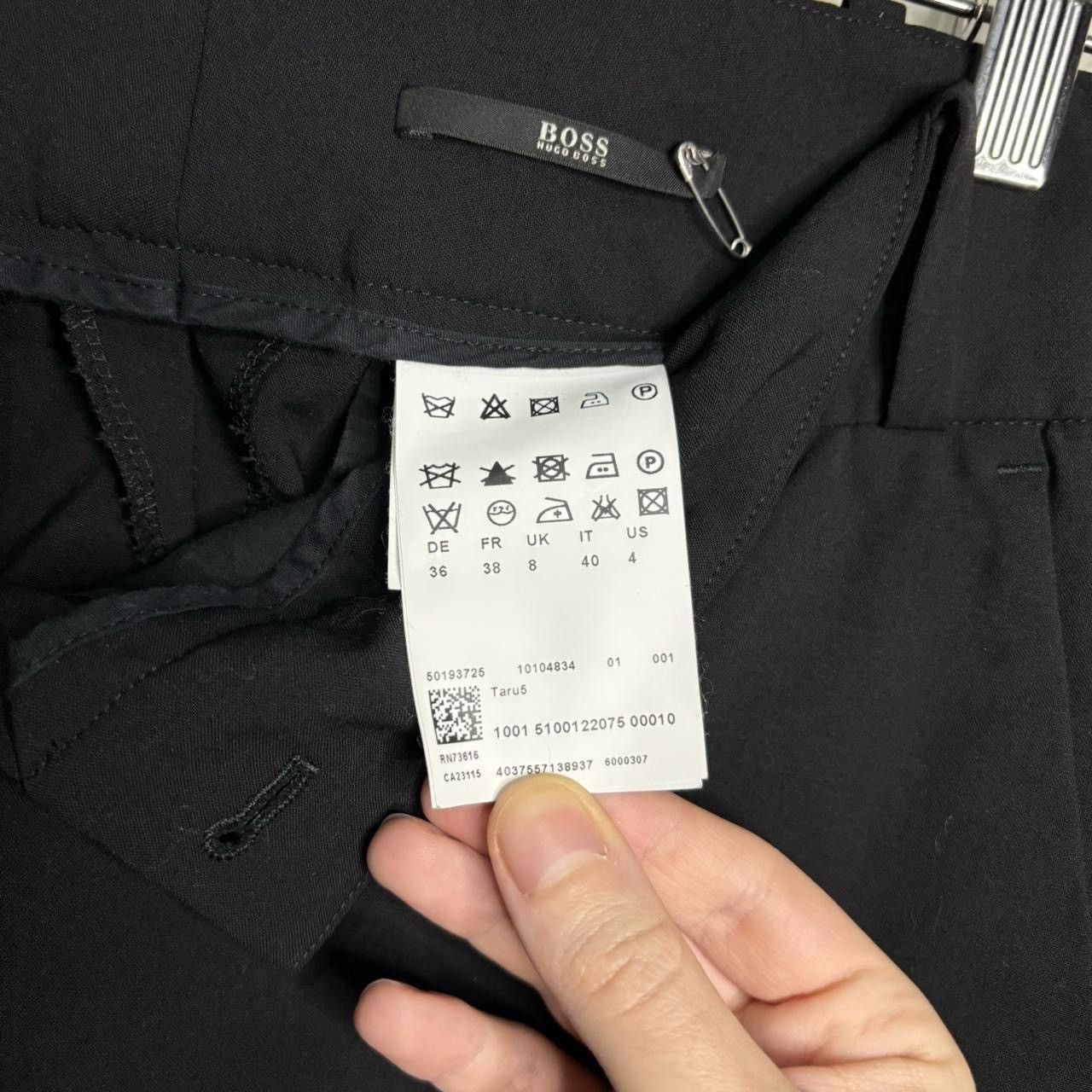 Hugo Boss × Vintage Vintage Y2K Hugo Boss Black Wool Slim Fit Dress Pants Size 27" / US 4 / IT 40 - 5 Thumbnail