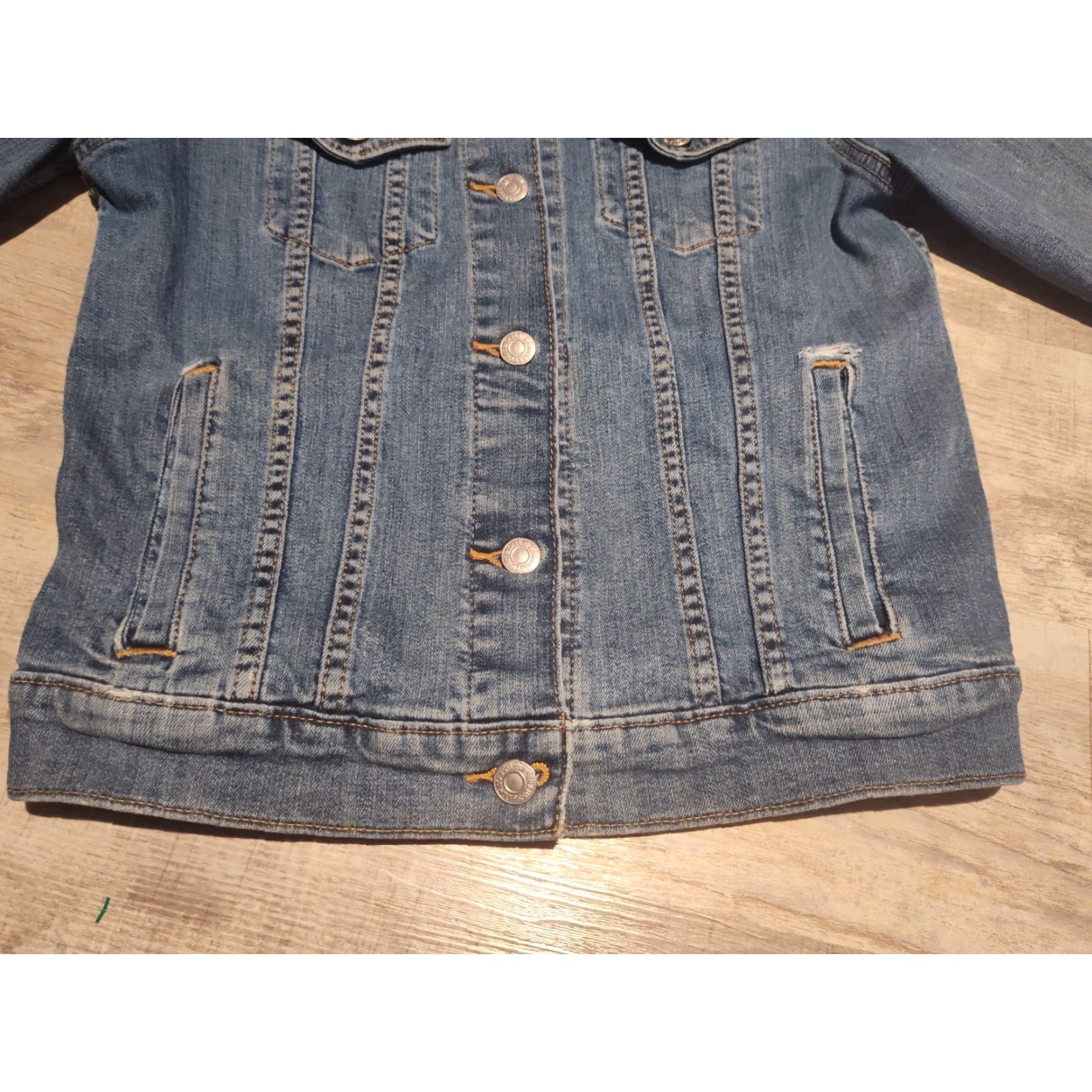 Levi's VINTAGE Levi's Original Trucker Denim Jacket Women’s Medium Blue Slim Fit Classic Size M / US 6-8 / IT 42-44 - 4 Thumbnail
