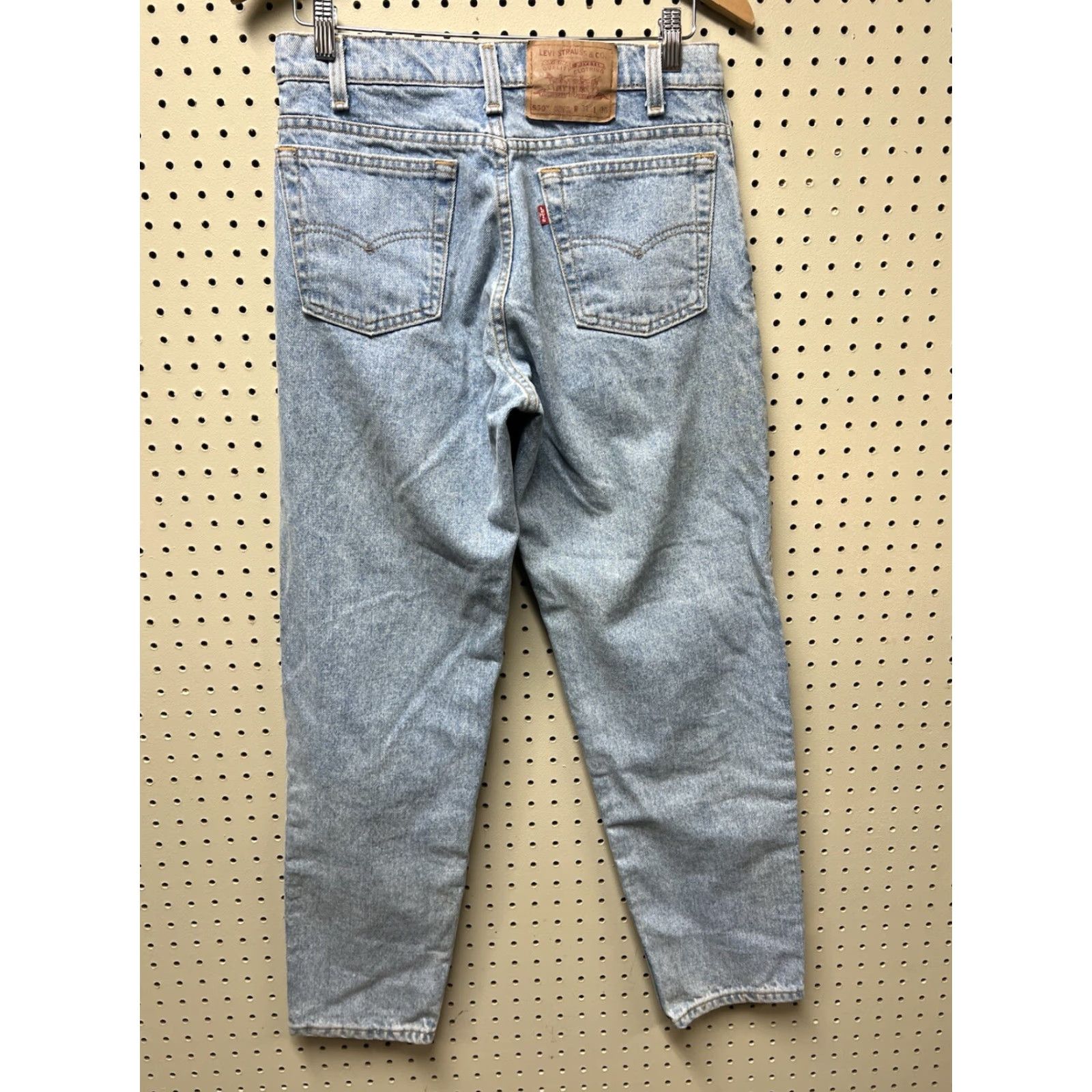 Levi's VINTAGE Levi's Jeans 550 Mens 30x30 Blue Light Relaxed Fit Denim USA Made Size US 30 / EU 46 - 2 Thumbnail