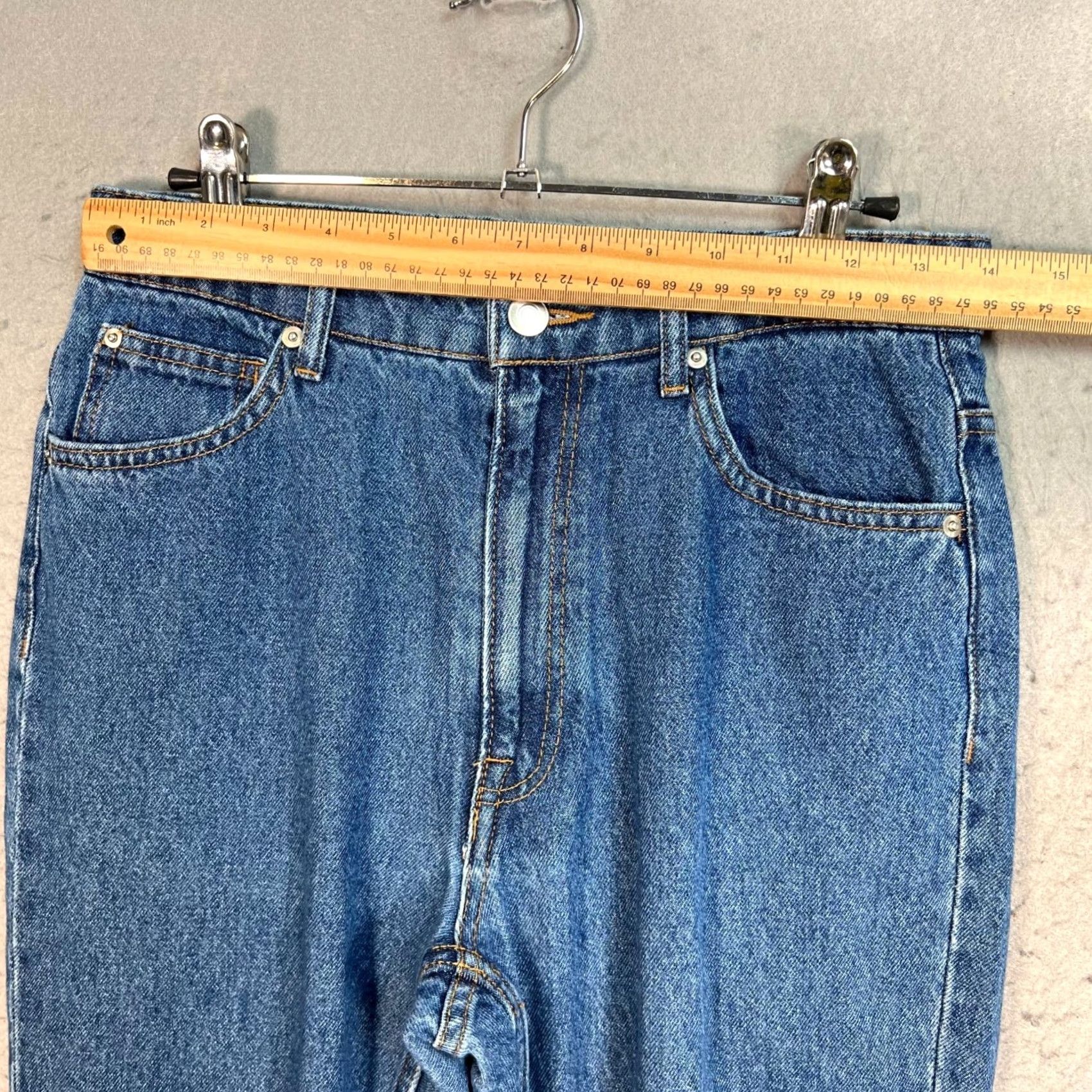 H&M H&M Womens Jeans 8 High-Waist Distressed Hem 100% Cotton Blue Denim Regular Rise 5-Pocket Inseam 23in Straight Womens Size 30" / US 8 / IT 44 - 5 Thumbnail