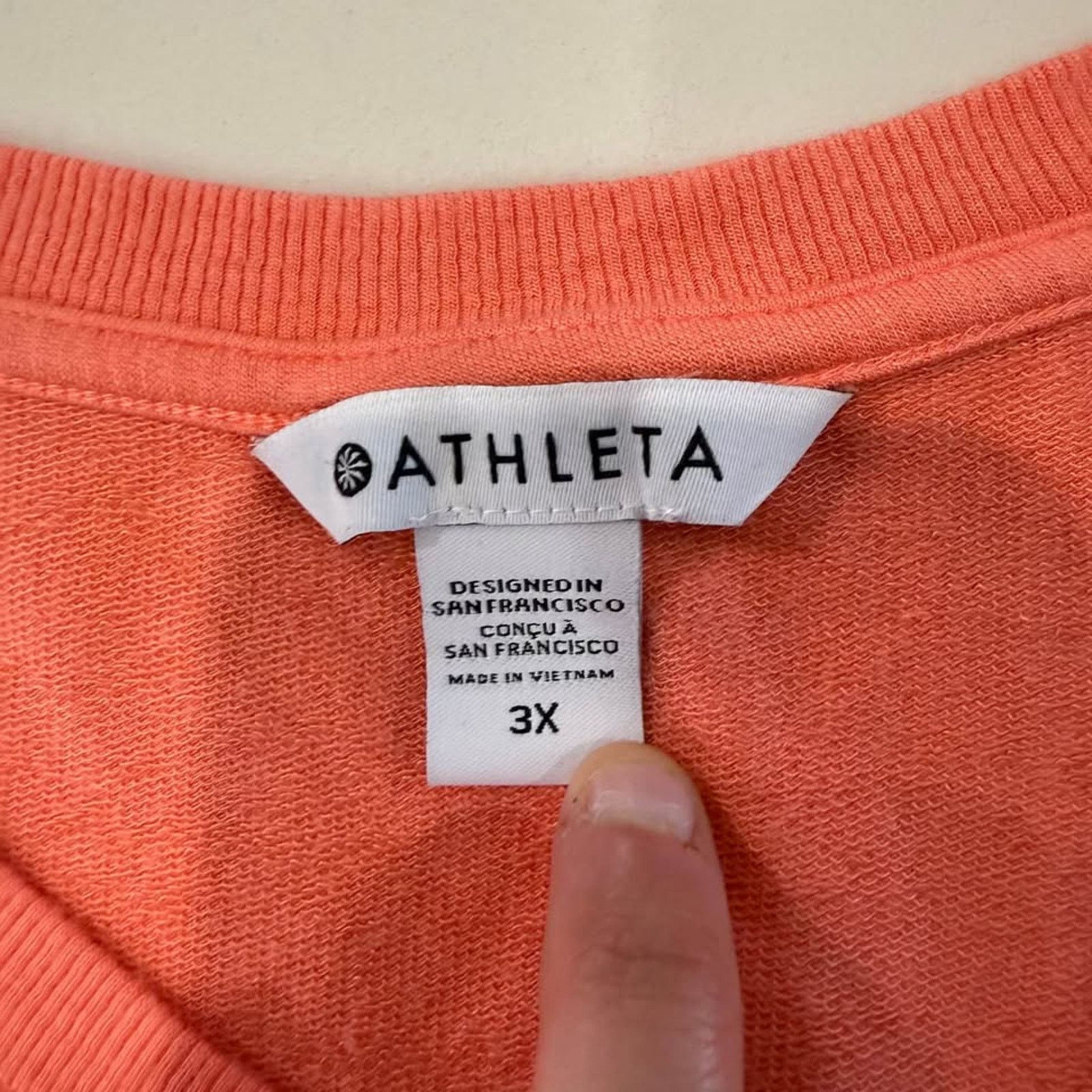 Athleta Athleta Sunrise V-Neck Lightweight Sweatshirt Women’s 3X Size 3XL / US 20-22 - 3 Thumbnail