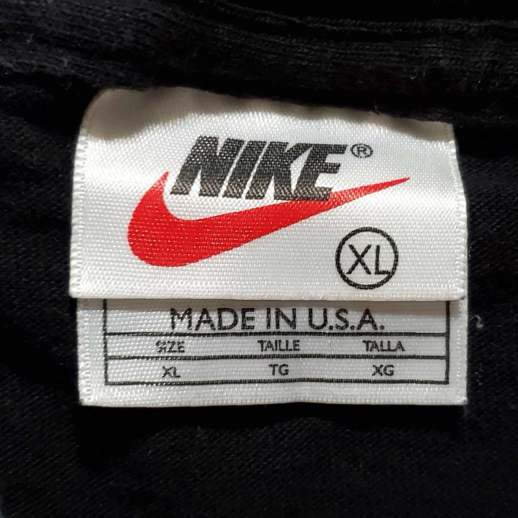 Nike VINTAGE Nike Long Sleeve Shirt Turtle Neck Made In USA XL Mens BLACK Turtleneck USA 90s Vintage Nike Shirt XL Big & Tall Herren Size US XL / EU 56 / 4 - 2 Thumbnail