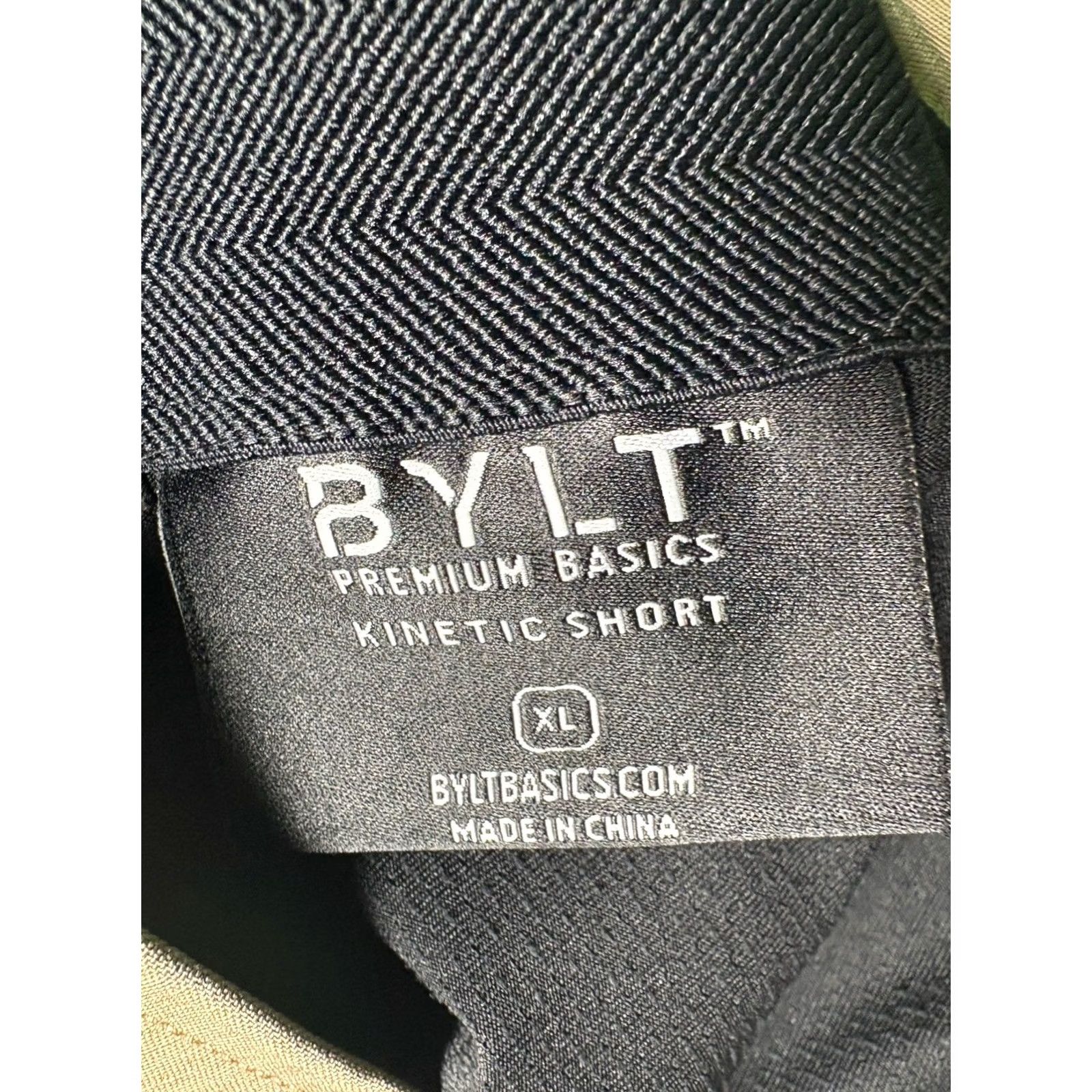 Vintage BYLT Kinetic Shorts Mens XL Heather Beige Golf Stretch Magnetic Pocket Casual Chino 9in Inseam Athletic Pockets Logo Size US 36 / EU 52 - 6 Thumbnail