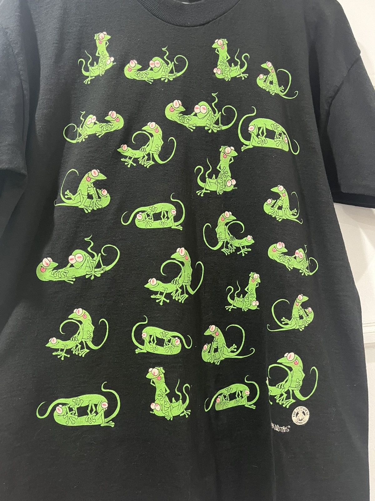 Vintage Vintage 1990s Sex Positions AOP Freaky Lizards T-Shirt Size US L / EU 52-54 / 3 - 3 Thumbnail
