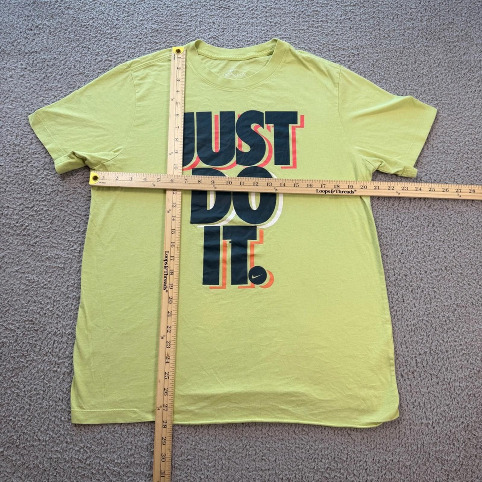 Nike Nike Just Do It Graphic T Shirt Mens L Volt Yellow Size US L / EU 52-54 / 3 - 3 Thumbnail