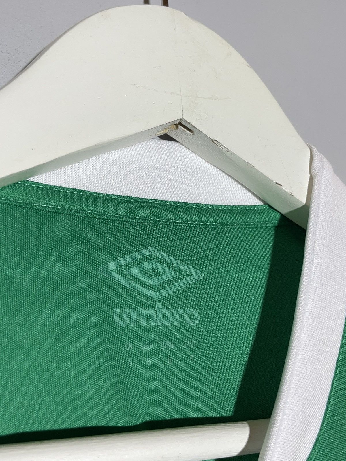 Umbro Werder Bremen Umbro 2020-21 Home Y2k Football Shirt Size US S / EU 44-46 / 1 - 9 Thumbnail