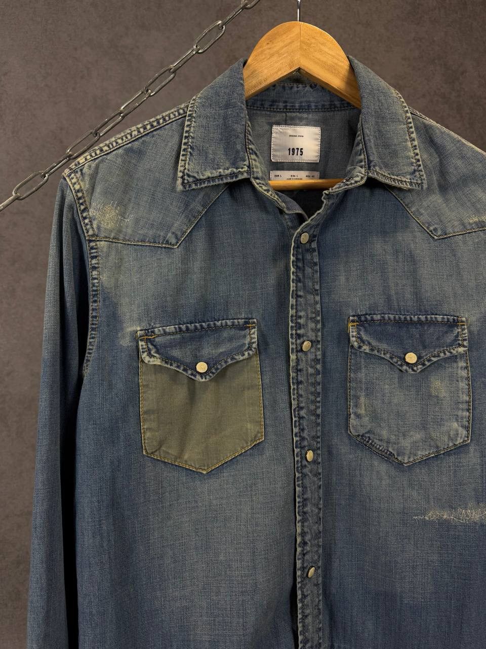 Zara Zara Man distressed denim shirt Size US L / EU 52-54 / 3 - 3 Thumbnail