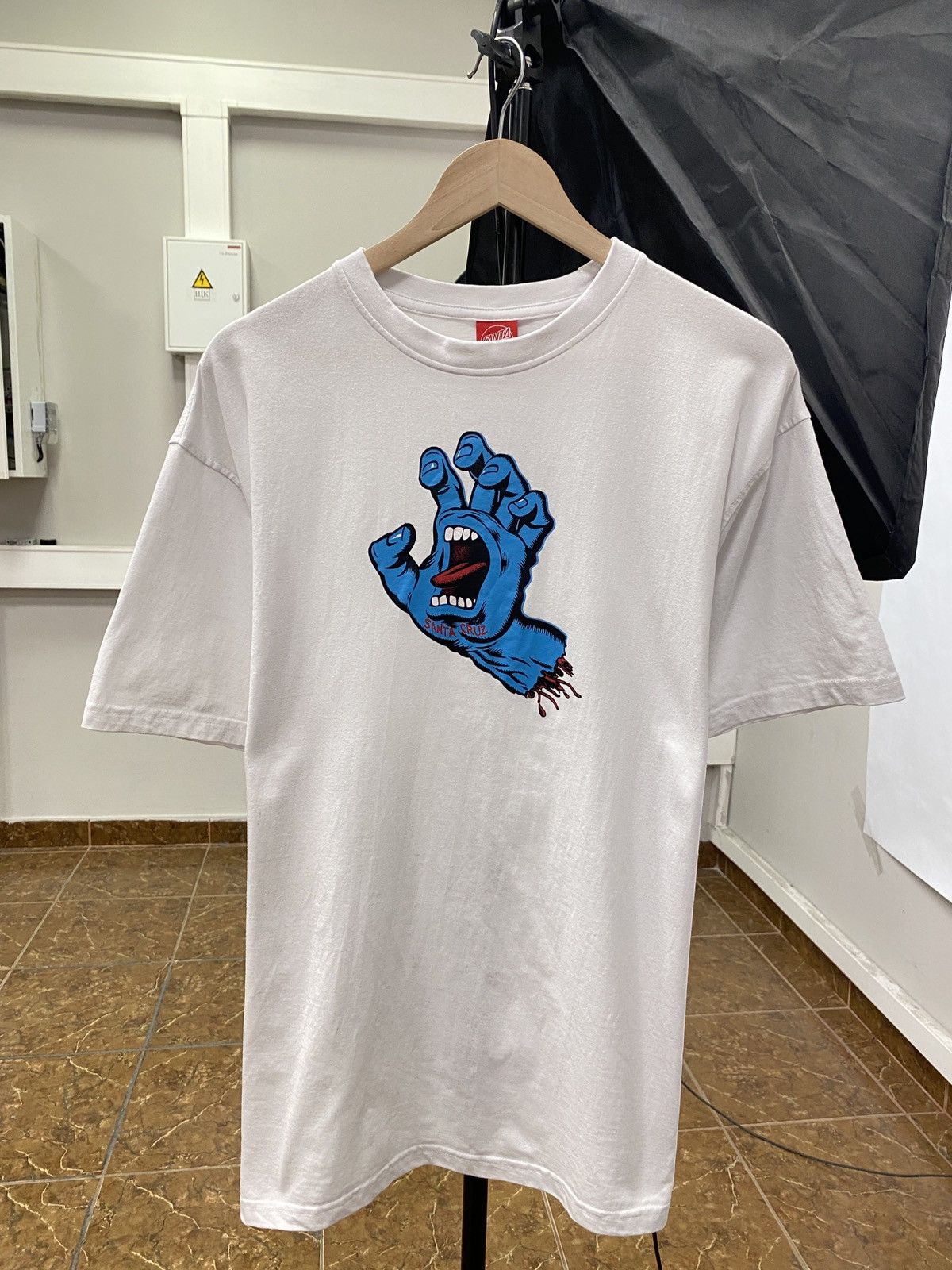 Santa Cruz Skateboards 🇺🇸 Y2K Santa Cruz T-Shirt Rare Retro Hype Size US L / EU 52-54 / 3 - 1 Thumbnail