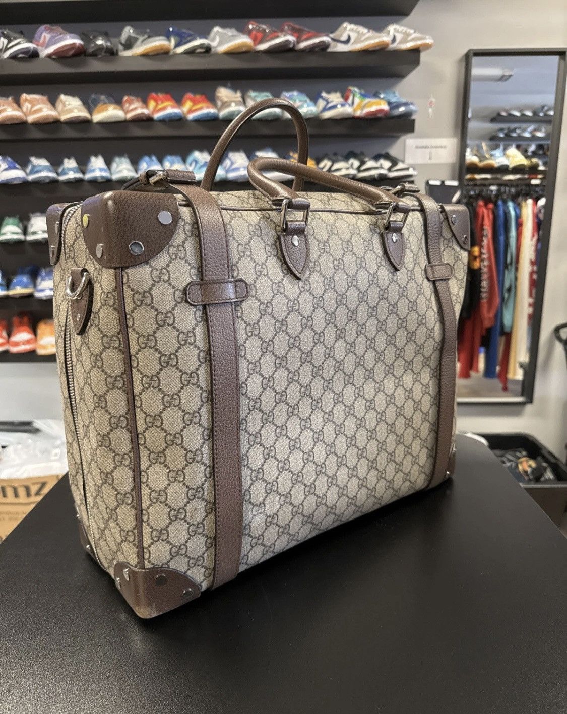 Gucci AUTHENTIC Gucci Beige GG Supreme Trunk Holdall Tote Brown Size ONE SIZE - 7 Thumbnail