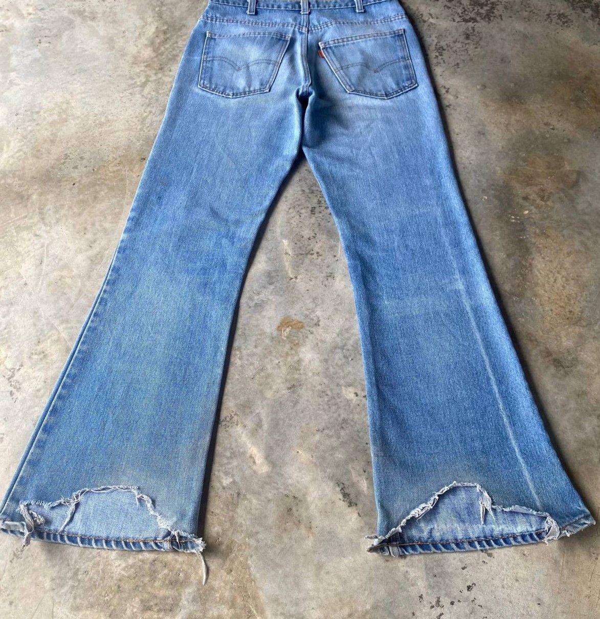 Levi's Vintage Clothing RARE 1970S LEVIS 646 ORANGE TAG FLARED BLUE WASH FRAYED HEM Size US 30 / EU 46 - 12 Thumbnail