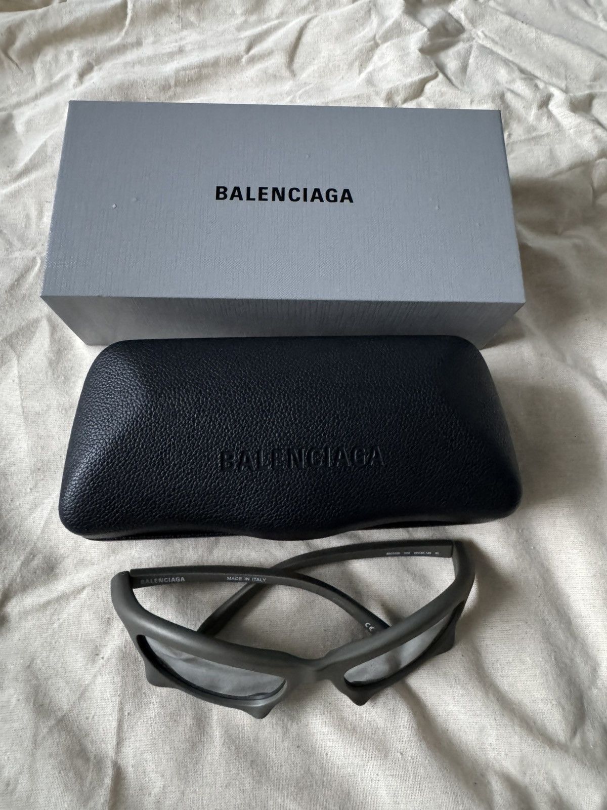 Balenciaga Bat Sunglasses Size ONE SIZE - 7 Thumbnail