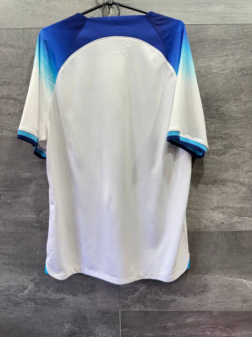 Nike ENGLAND 2022 HOME SHIRT FOOTBALL SOCCER JERSEY NIKE Size US L / EU 52-54 / 3 - 17 Thumbnail
