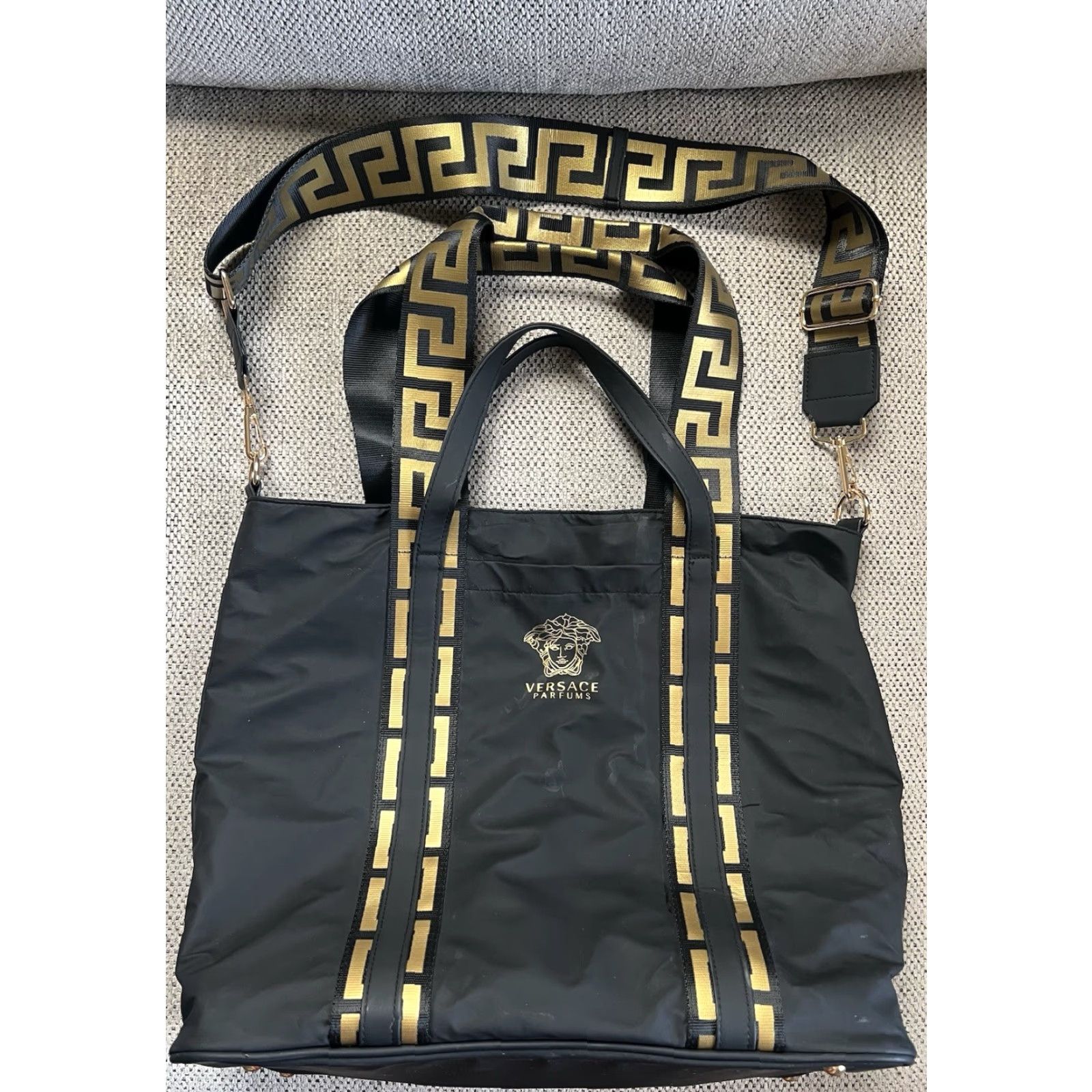 Versace Versace Bag Black Tote Shoulder Purse Perfume Promo Size ONE SIZE - 2 Thumbnail