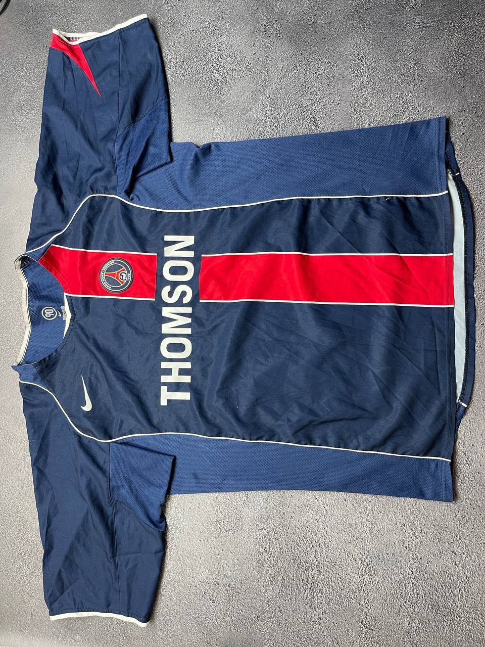 Maillots De Foot Vintage / Rétro - The Football Market - Maillot De Foot Vintage Domicile Paris Saint Germain Seat Tourtel 1994 1995