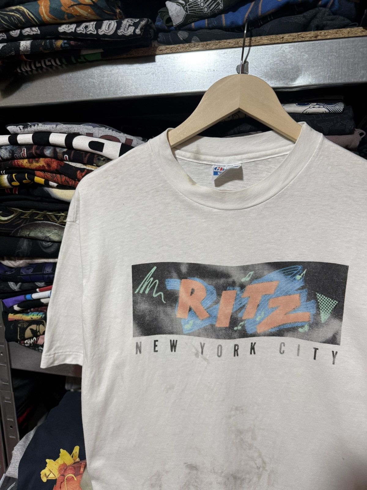 Vintage Vintange RITZ NYC CLUB 7TH ANNIVERSARY Celebration T-Shirt Size US XL / EU 56 / 4 - 4 Thumbnail