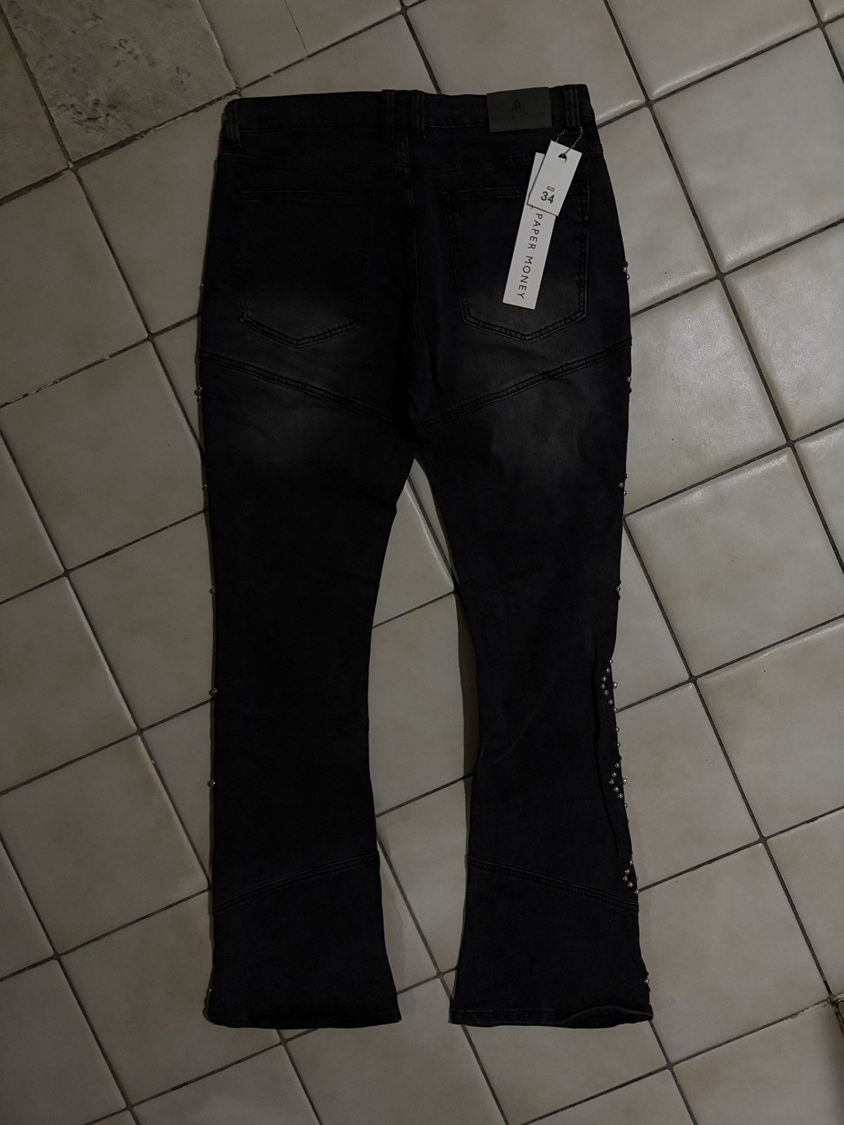 Other Paper Money Pearlized Dark Gray Washed Flared Jean Size US 34 / EU 50 - 1 Thumbnail