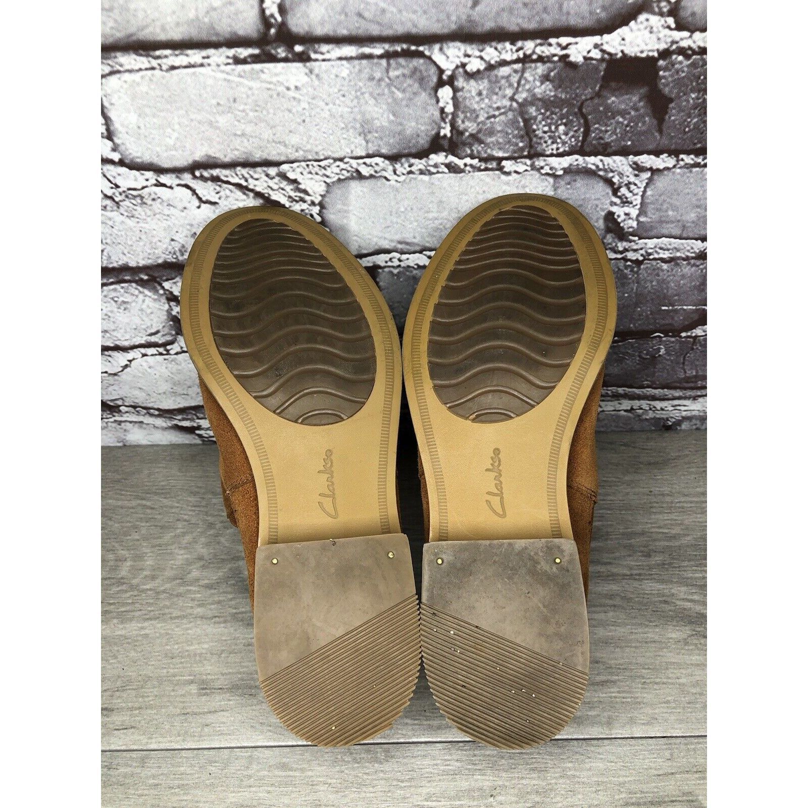 Clarks Clarks Camel Tan Suede Leather Block Heel Low Cut Booties Wo Size US 7 / IT 37 - 6 Thumbnail