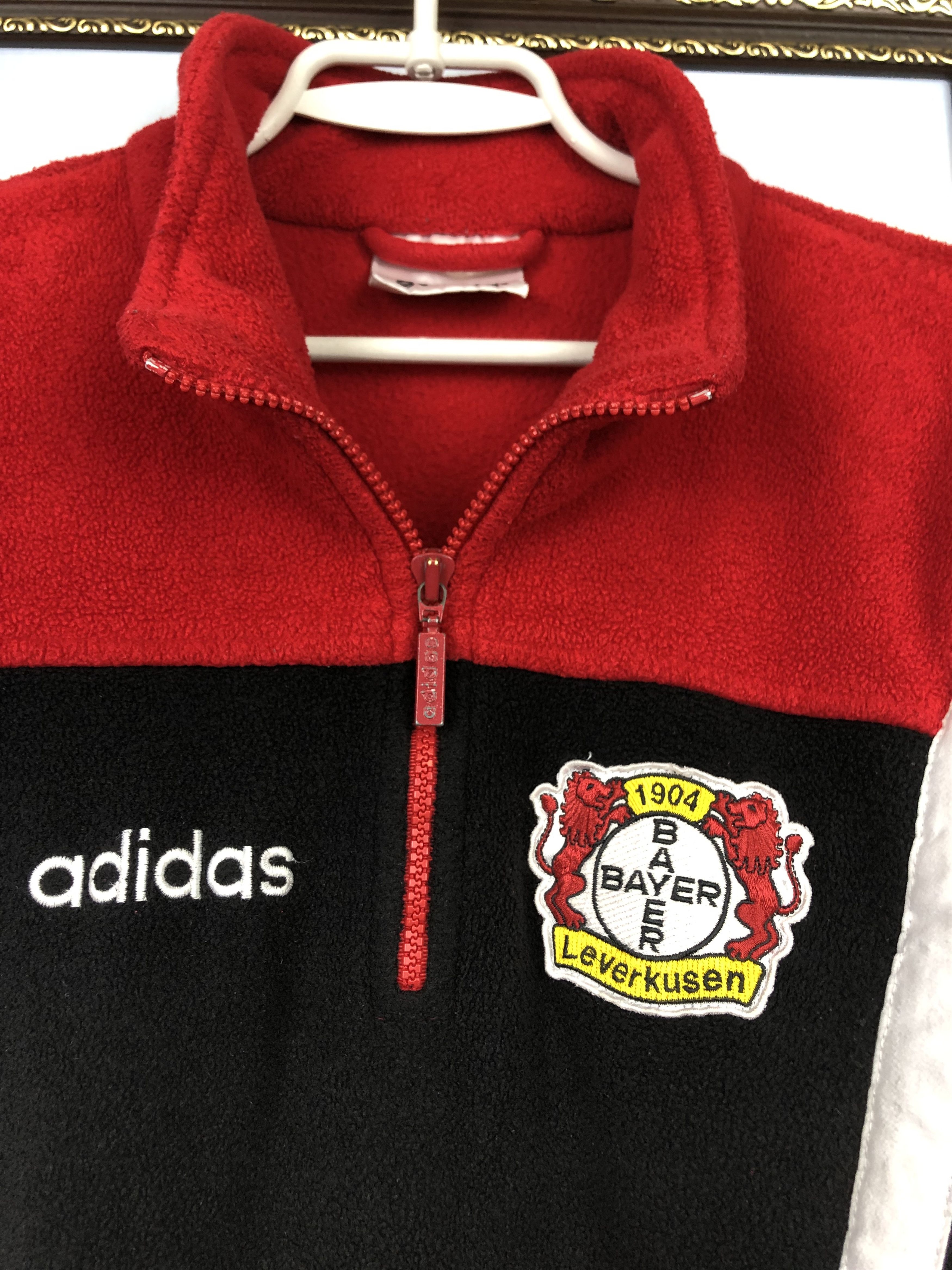 Adidas Vintage Adidas Bayer Leverkusen Sweatshirt Fleece Jacket Size US L / EU 52-54 / 3 - 3 Thumbnail