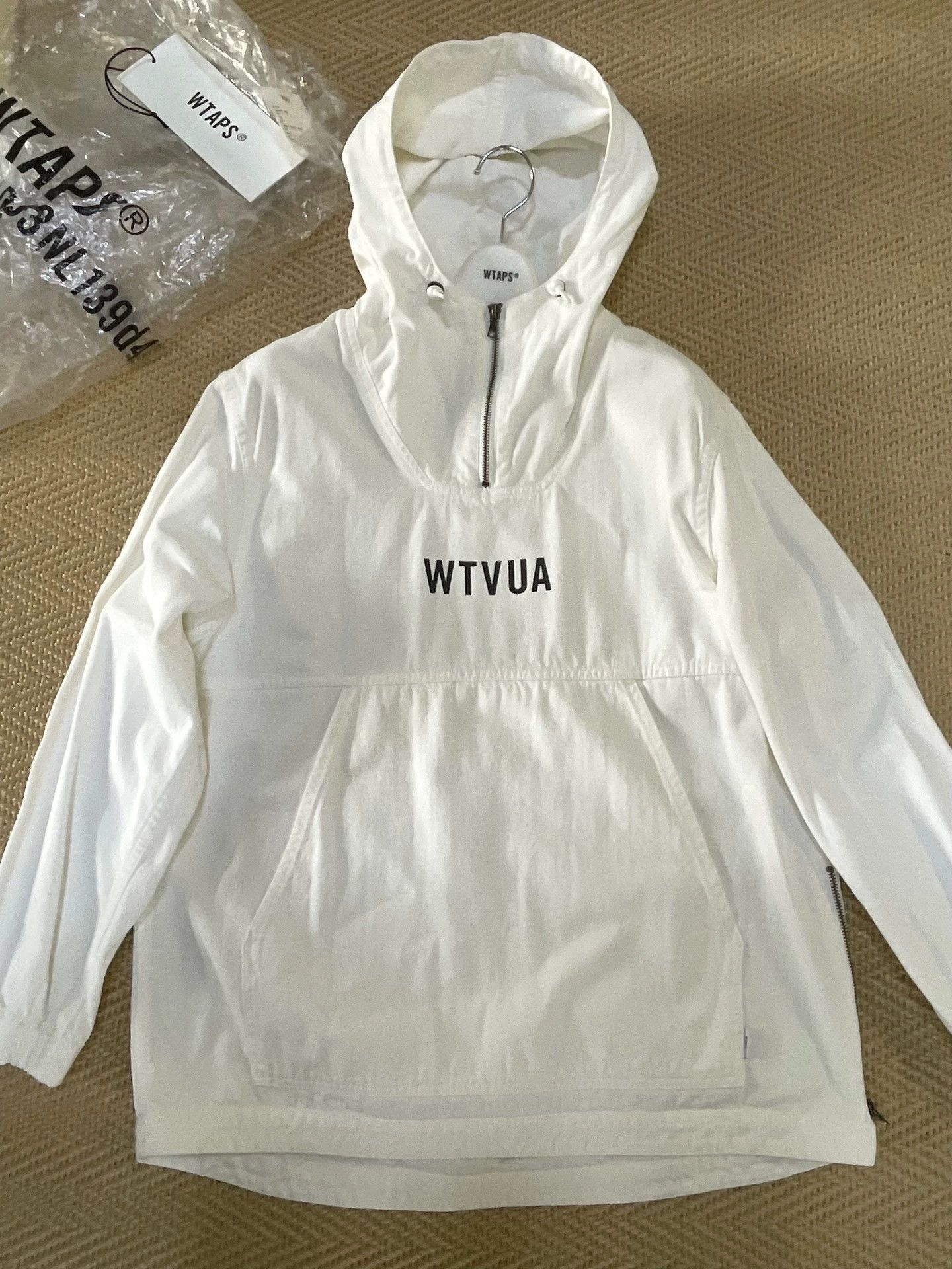 Wtaps WTAPS SBS Denim Hooded Jacket White 2x With Tags & Pouch Size US S / EU 44-46 / 1 - 1 Thumbnail